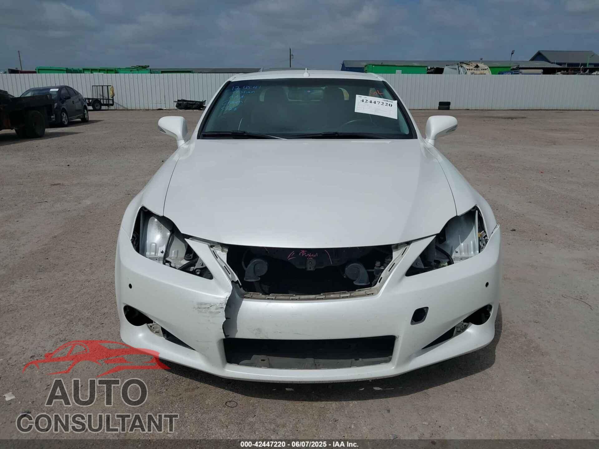 LEXUS IS 250C 2012 - JTHFF2C28C2526045