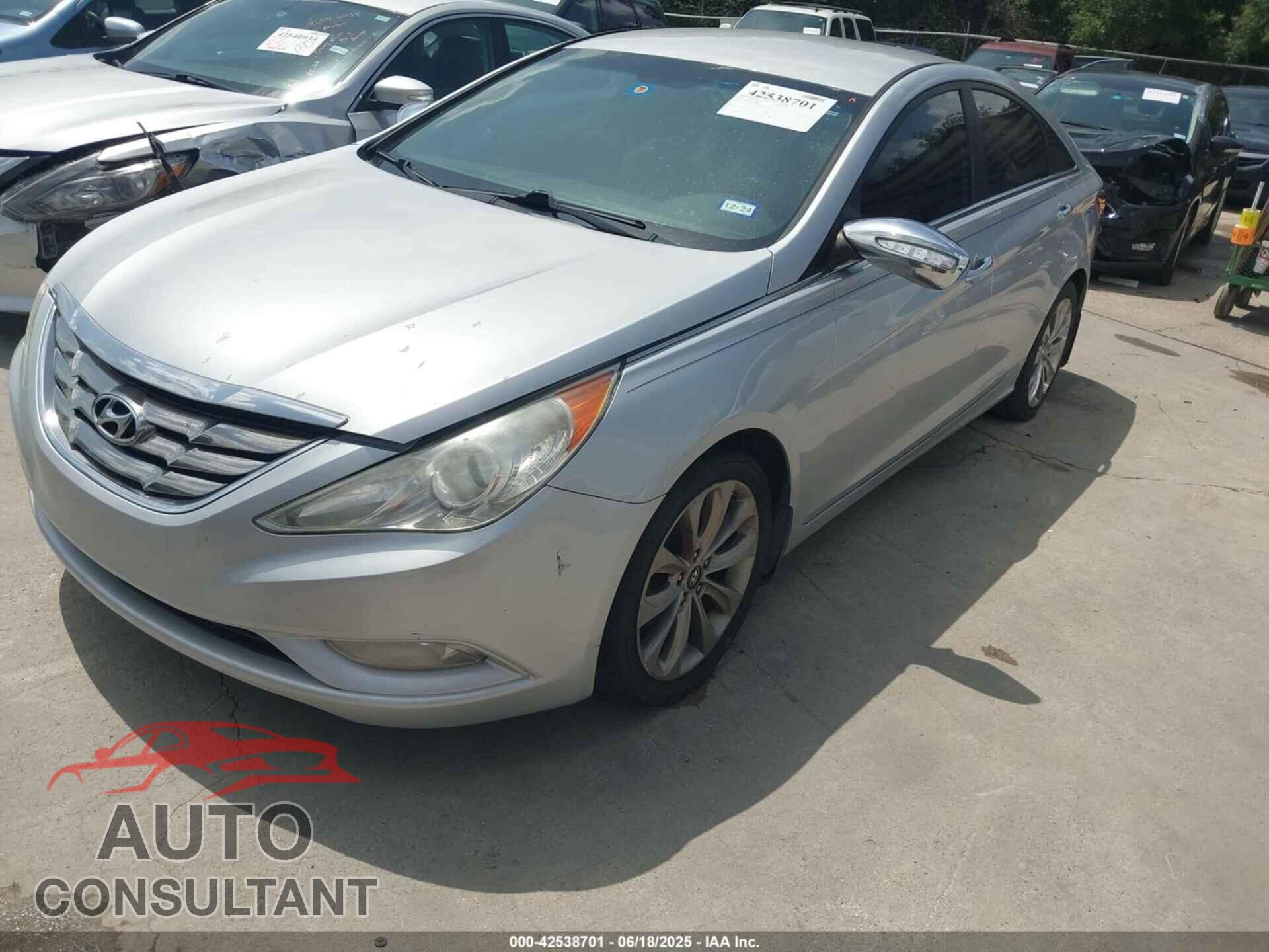 HYUNDAI SONATA 2011 - 5NPEC4AB8BH268899