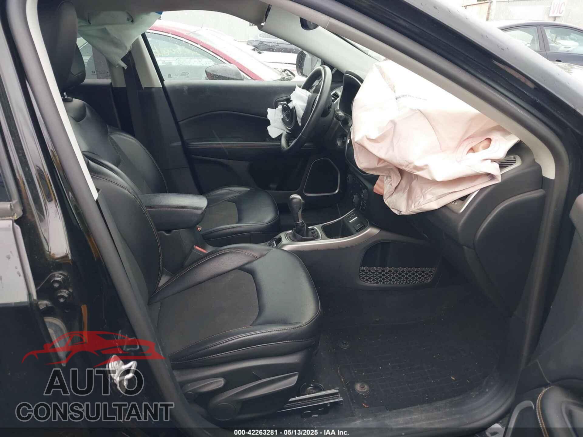 JEEP NEW COMPASS 2017 - 3C4NJCBB3HT653021