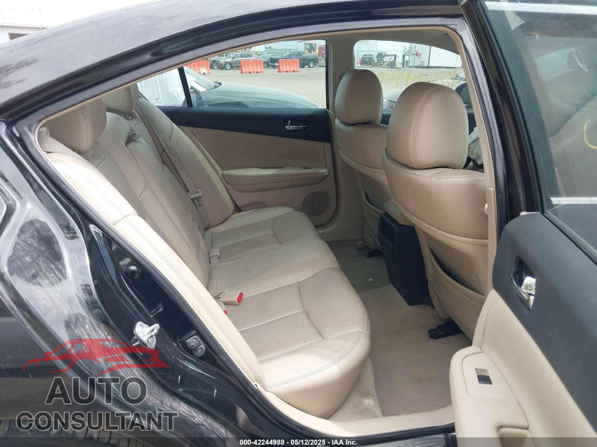 NISSAN MAXIMA 2013 - 1N4AA5AP3DC844165