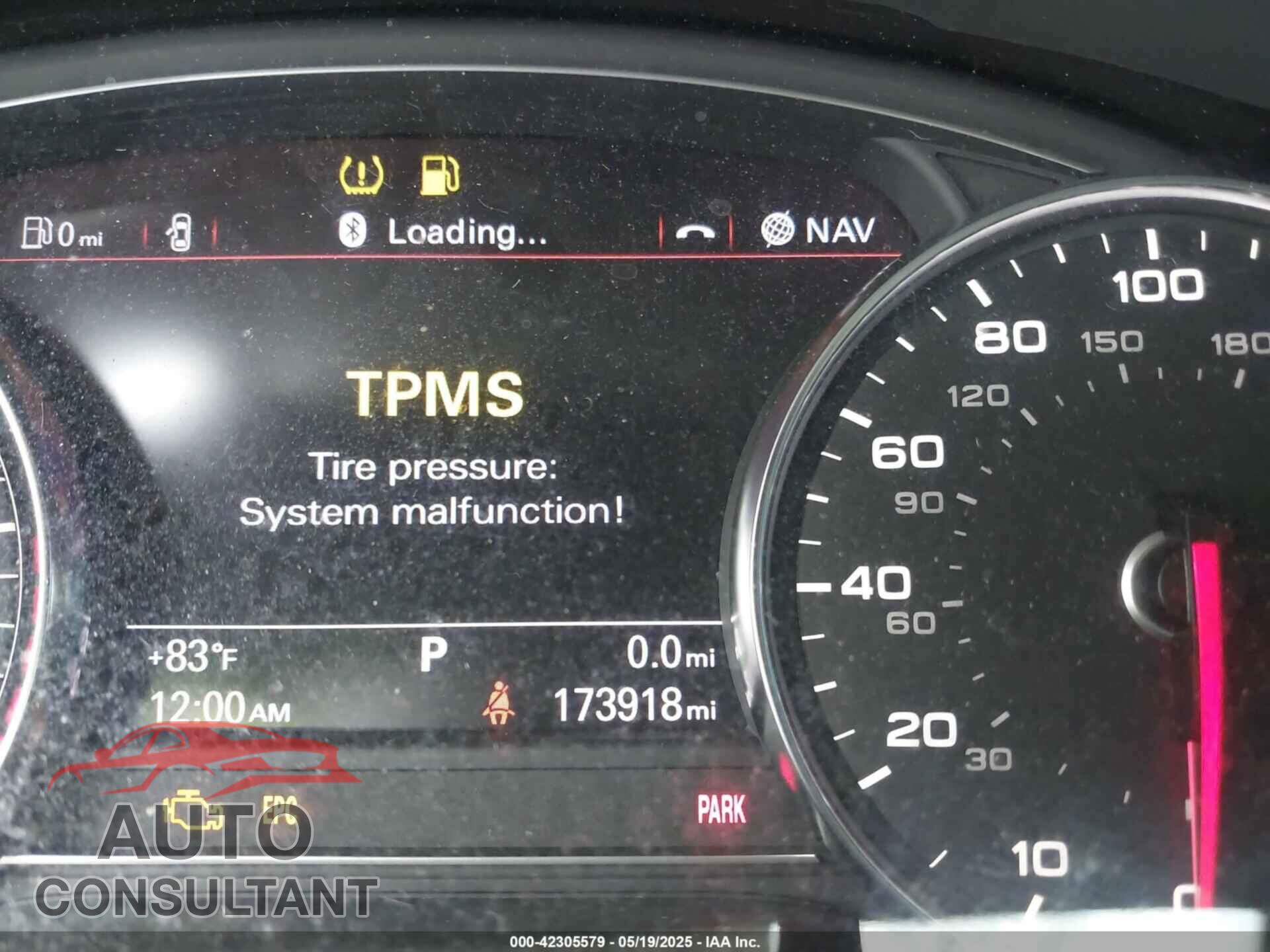 AUDI A8 L 2012 - WAURVAFD9CN011480