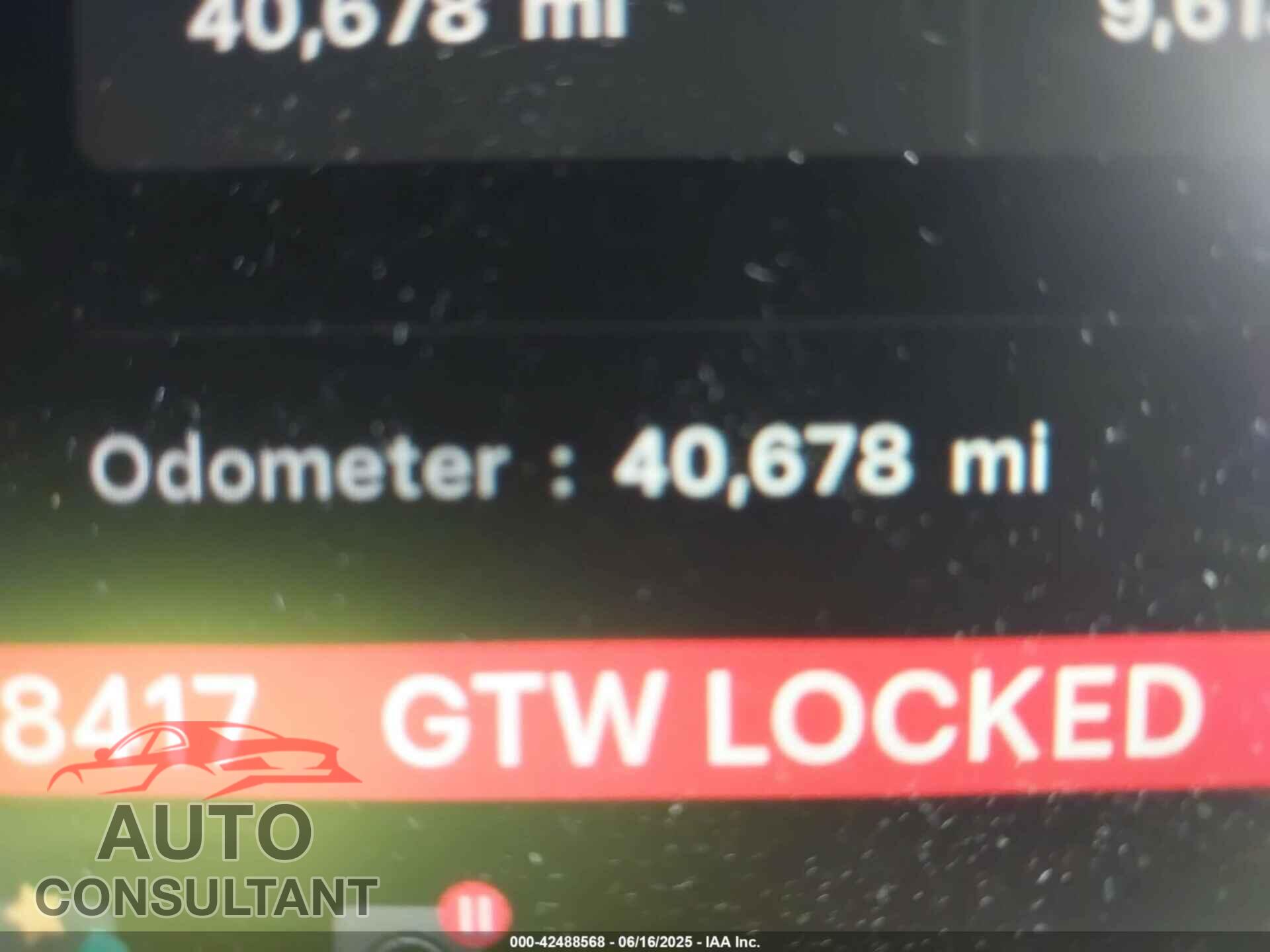 TESLA MODEL 3 2023 - 5YJ3E1EAXPF678417