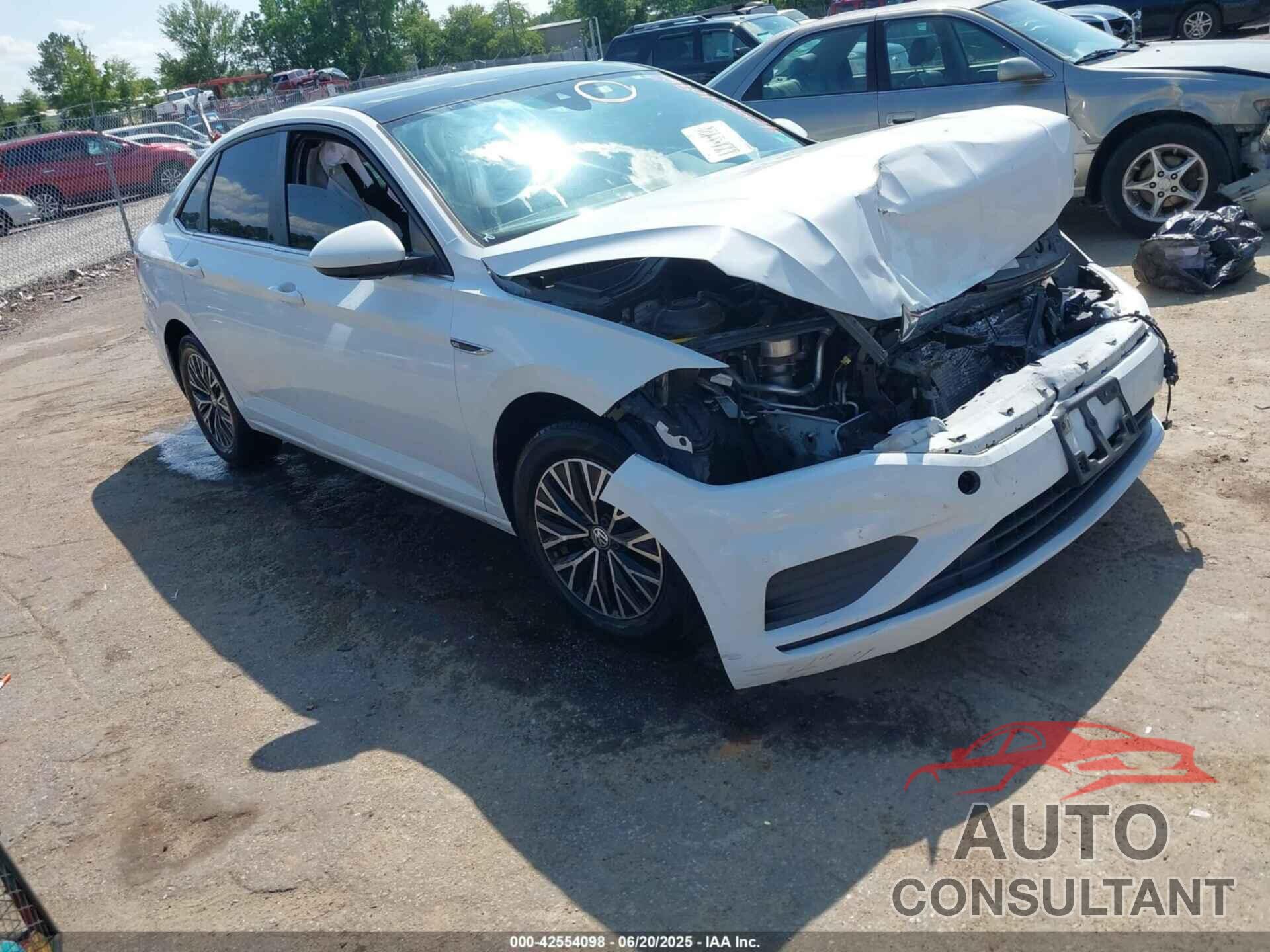 VOLKSWAGEN JETTA 2019 - 3VWE57BU1KM084794