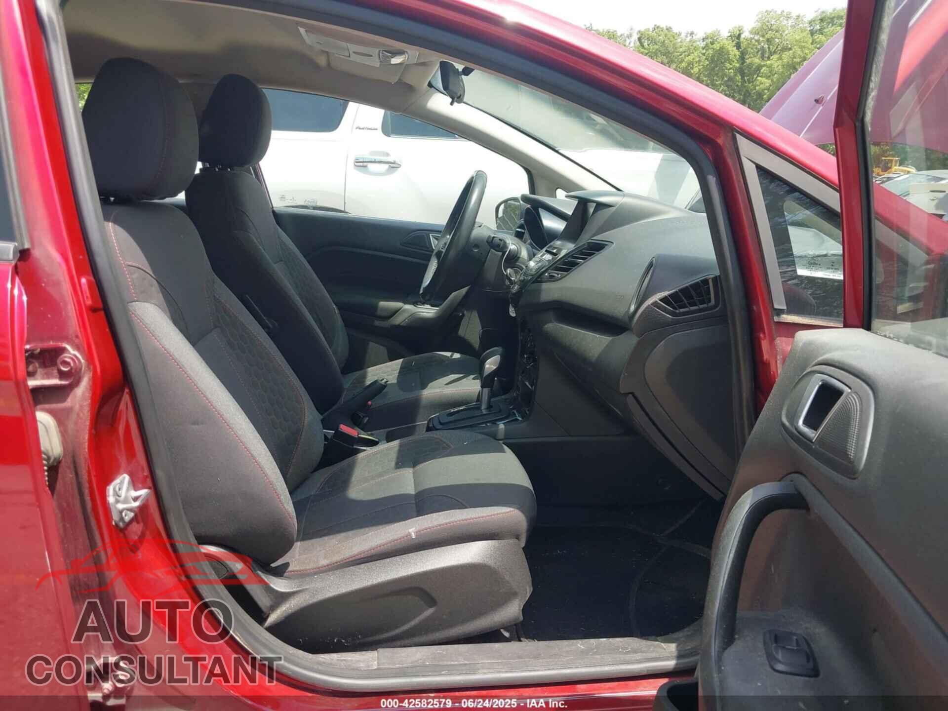 FORD FIESTA 2014 - 3FADP4EJ1EM201082