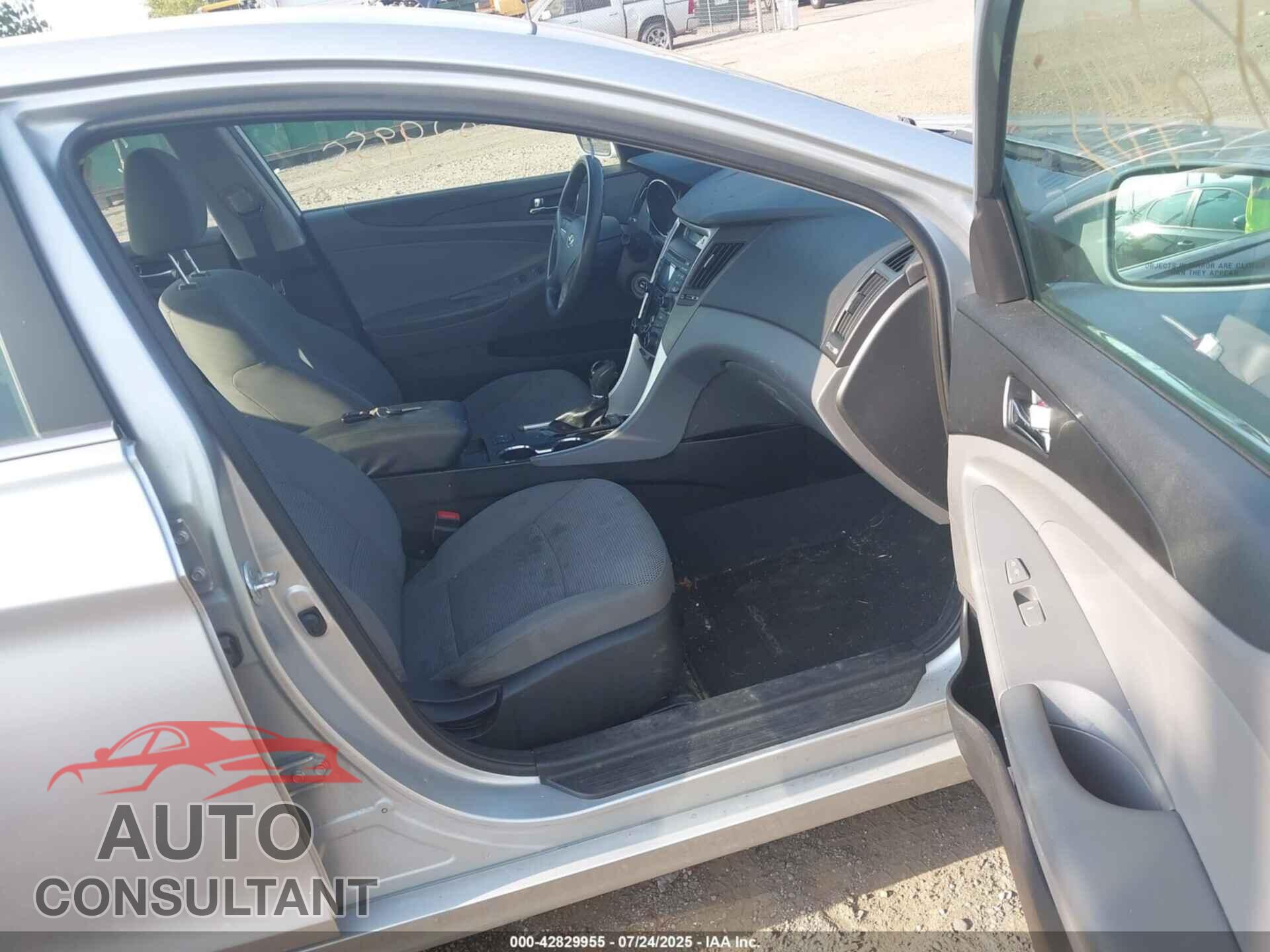 HYUNDAI SONATA 2013 - 5NPEB4AC3DH737105