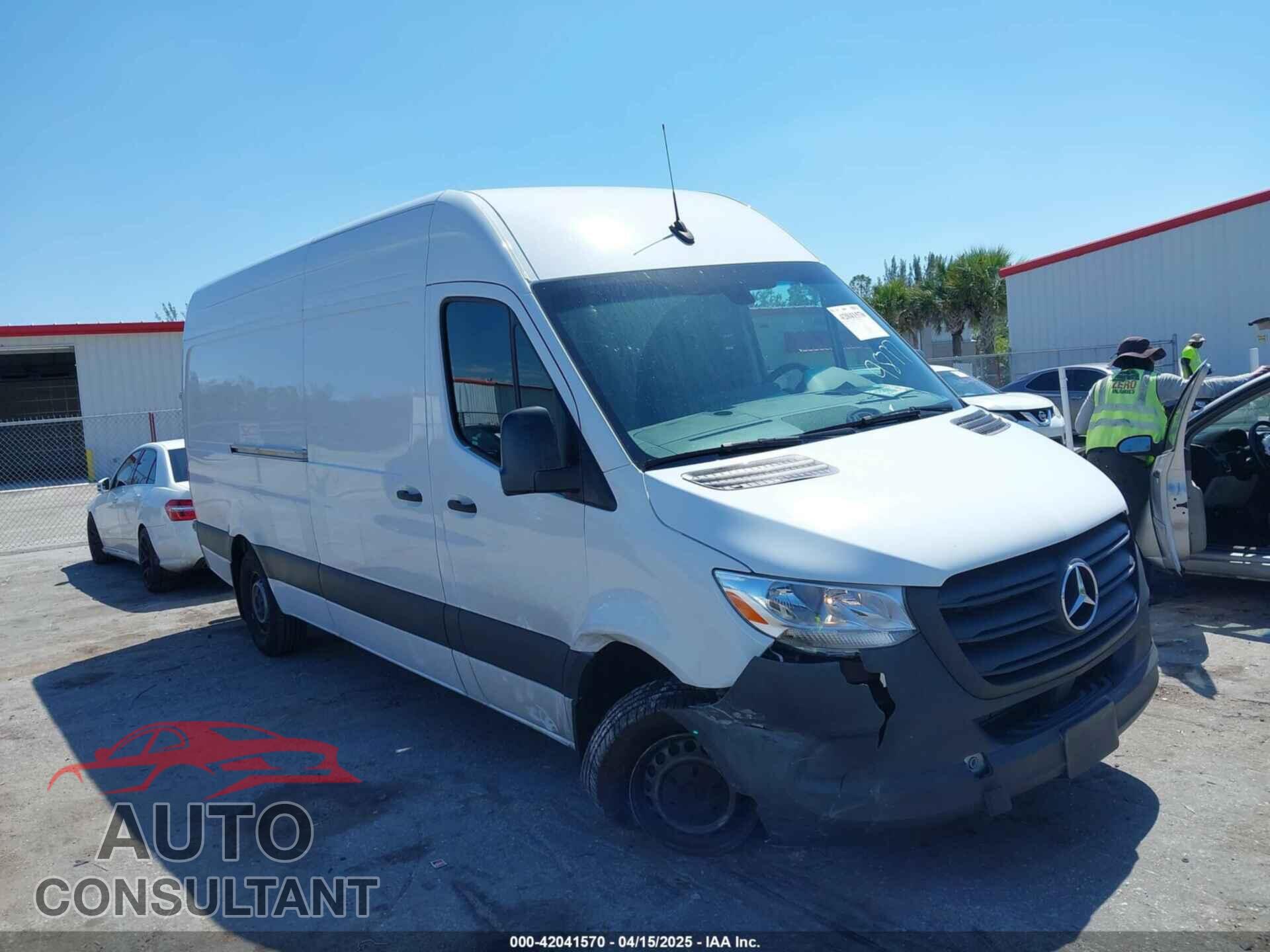 MERCEDES-BENZ SPRINTER 2500 2024 - W1Y4KCHY7RT179877
