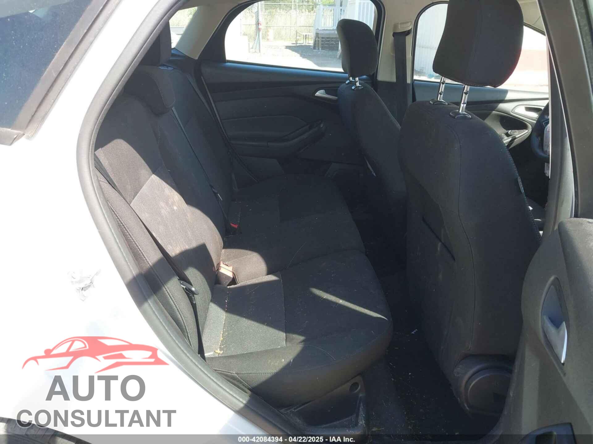 FORD FOCUS 2017 - 1FADP3K2XHL332010
