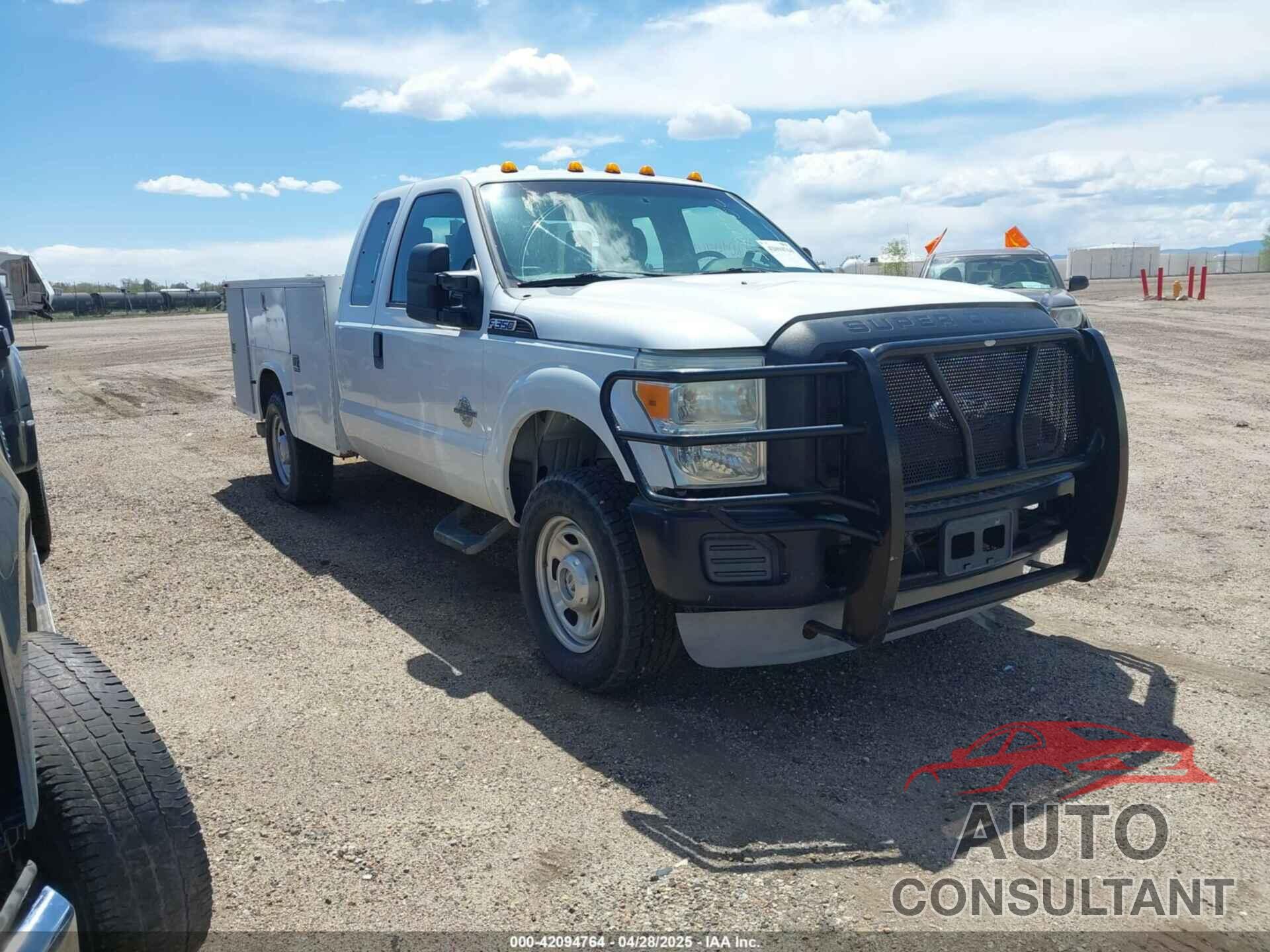 FORD F-350 CHASSIS 2011 - 1FD8X3FT4BEB92204