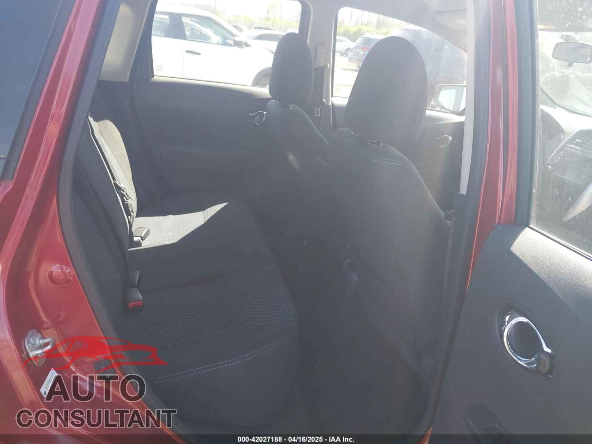 NISSAN VERSA NOTE 2019 - 3N1CE2CP8KL365103