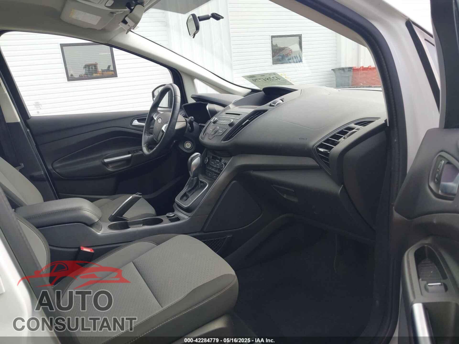 FORD C-MAX 2018 - 1FADP5AU0JL104442