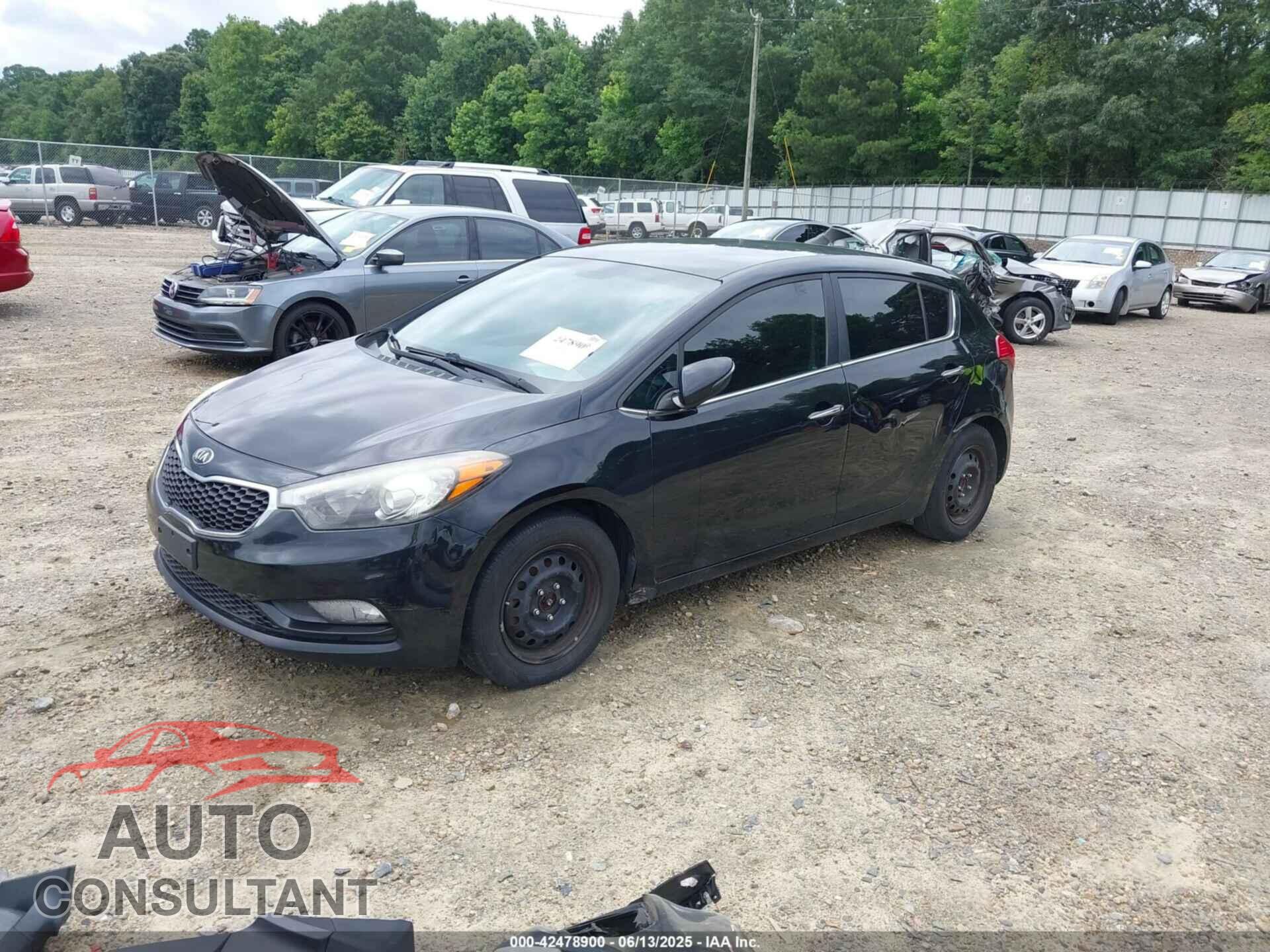 KIA FORTE 2016 - KNAFX5A81G5528986