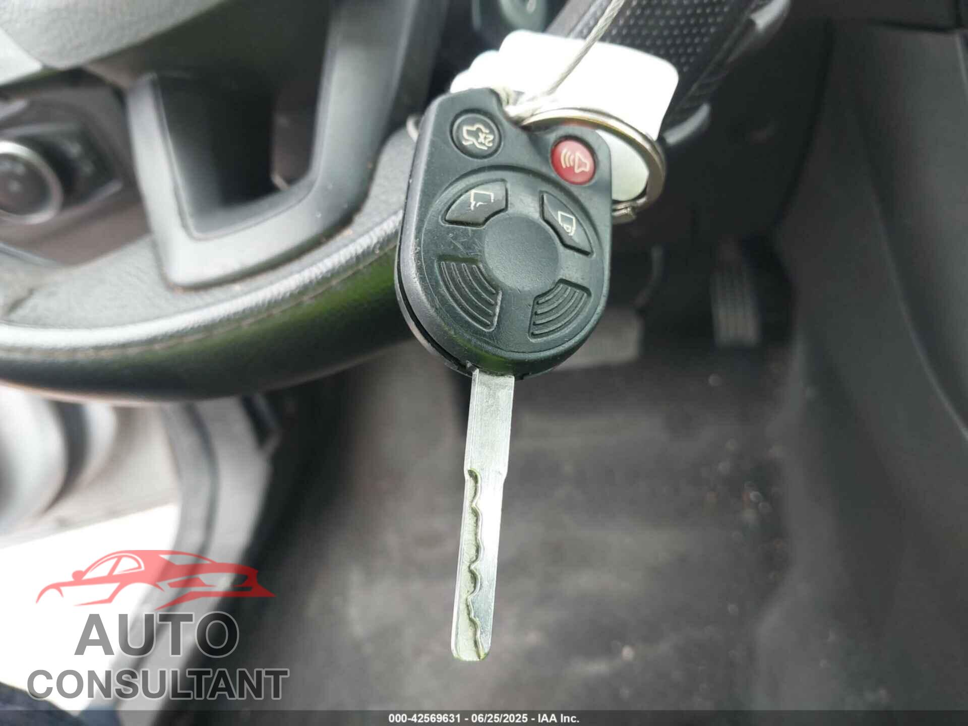 FORD FOCUS 2017 - 1FADP3K29HL280952