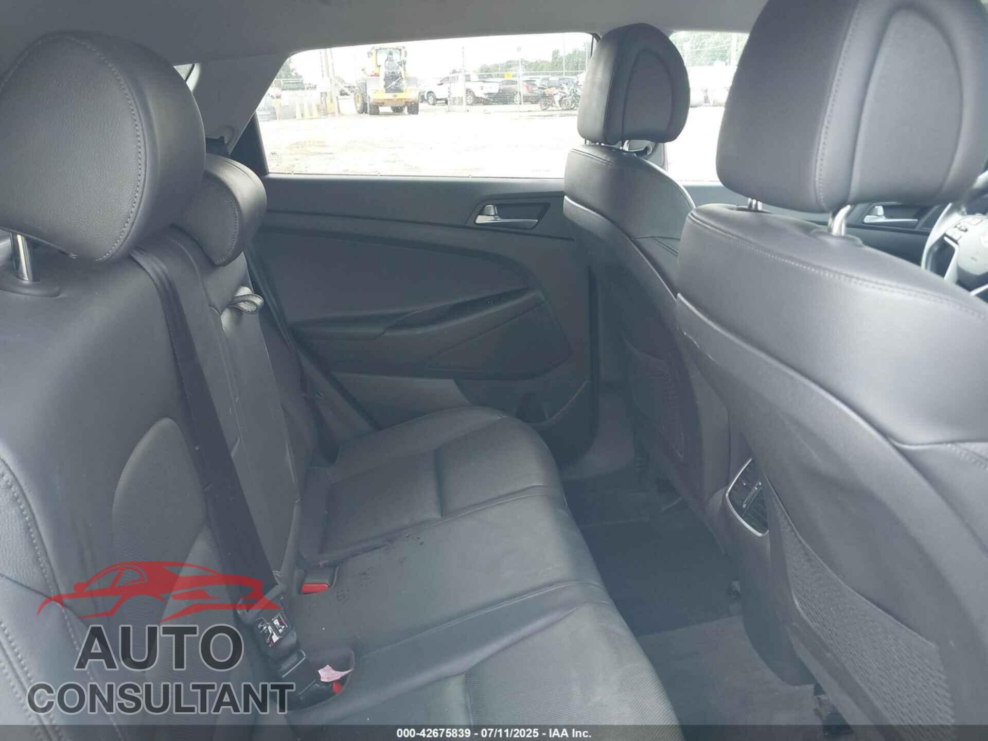HYUNDAI TUCSON 2016 - KM8J33A21GU106937