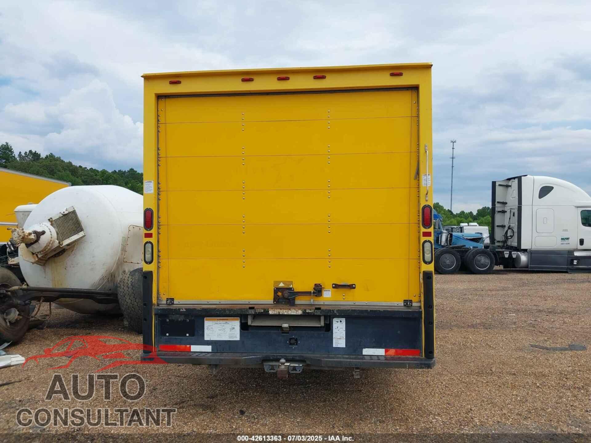 FORD E-350 CUTAWAY 2012 - 1FDWE3FS5CDA63237
