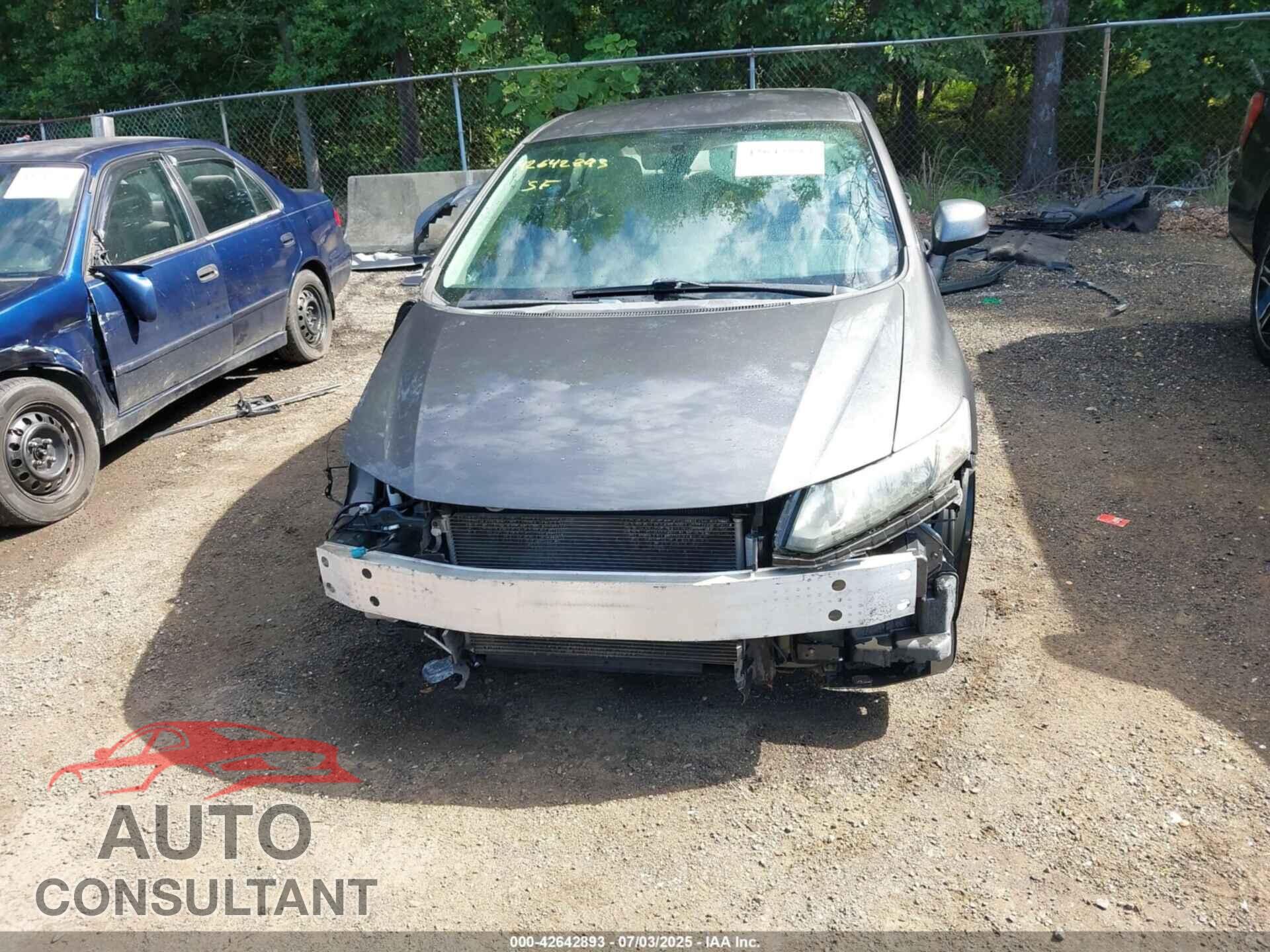 HONDA CIVIC 2013 - 2HGFB2F53DH592211