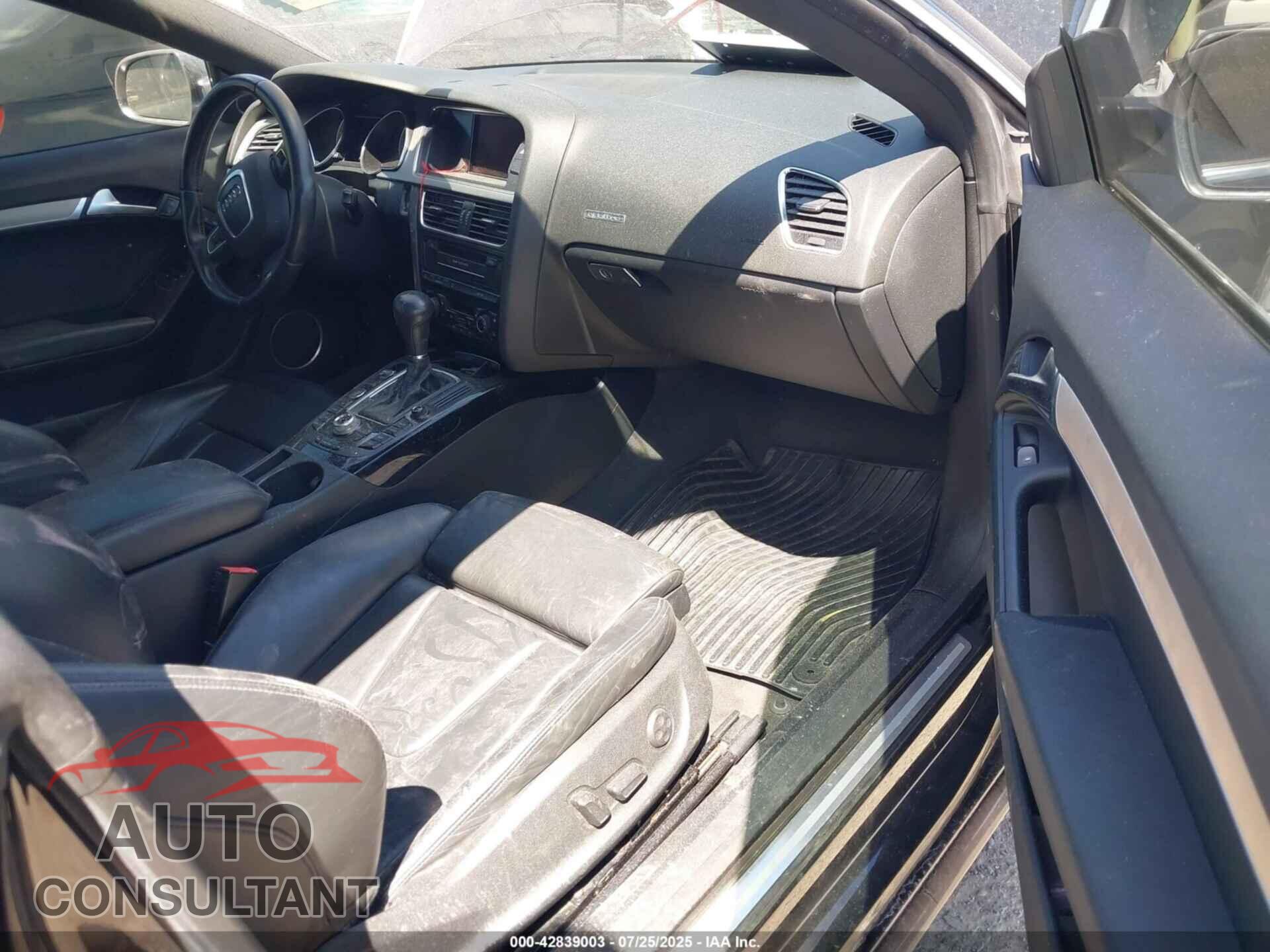 AUDI S5 2010 - WAUVVAFRXAA035060
