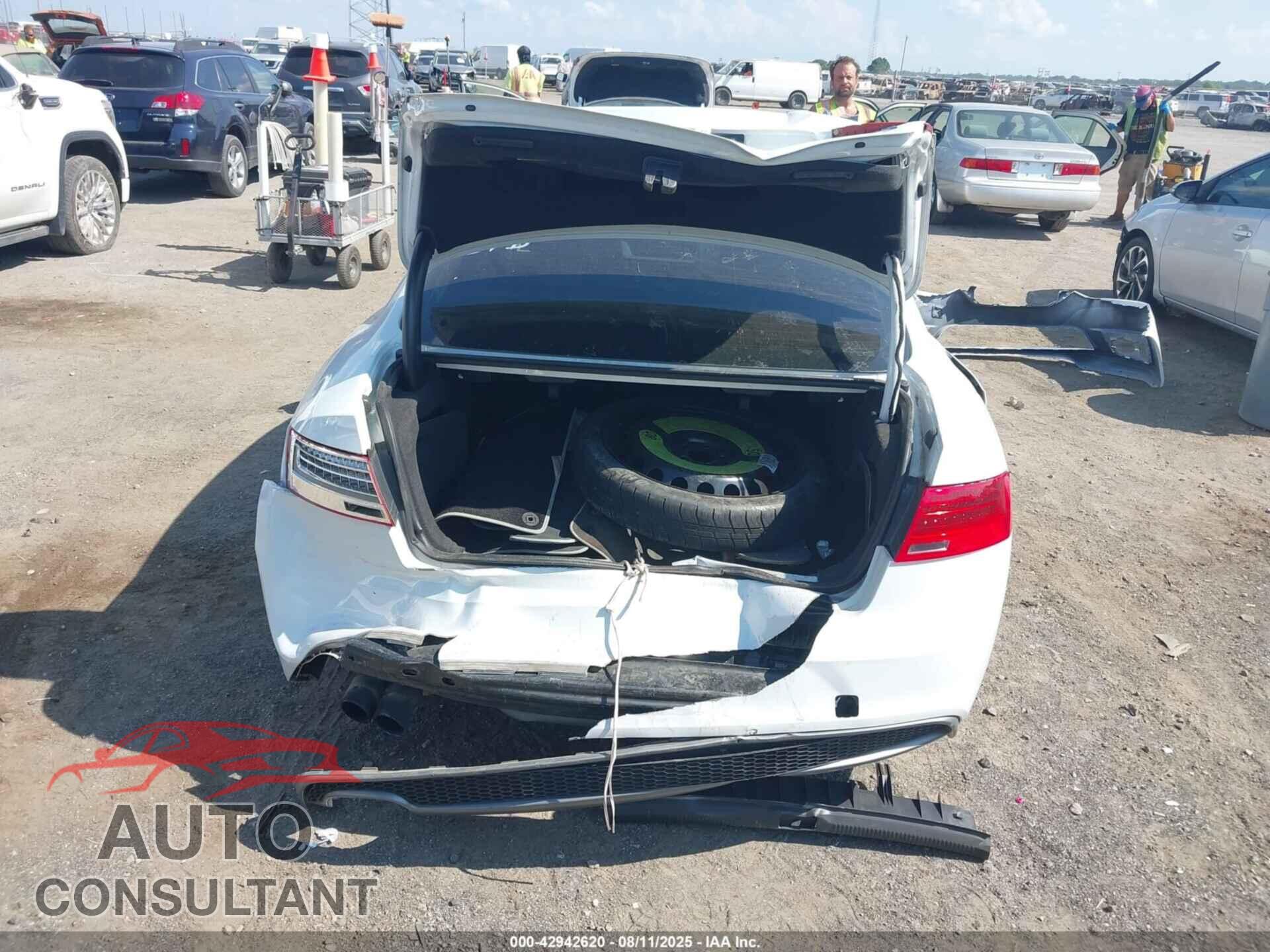 AUDI A5 2016 - WAUD2AFR1GA015342
