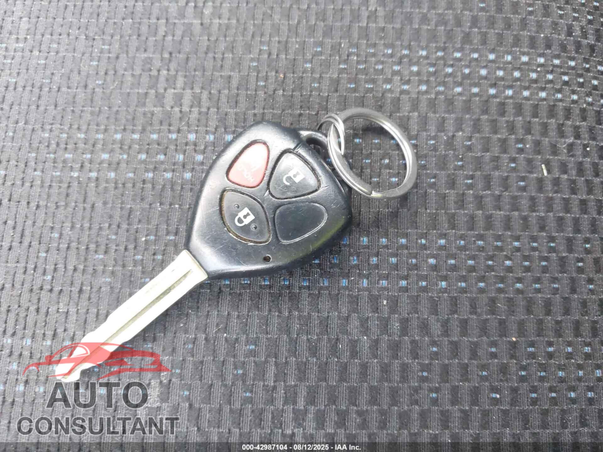 TOYOTA MATRIX 2013 - 2T1KU4EEXDC948622