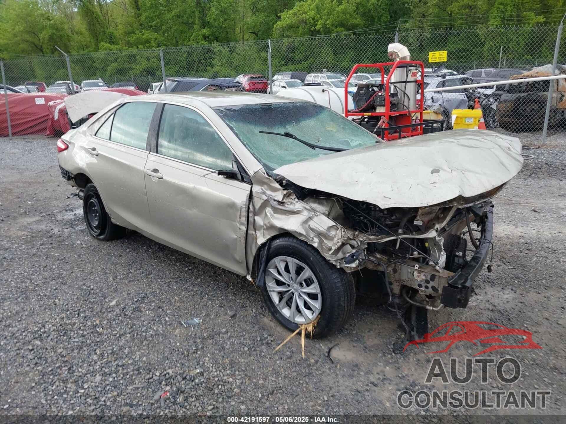 TOYOTA CAMRY 2015 - 4T4BF1FK1FR472734