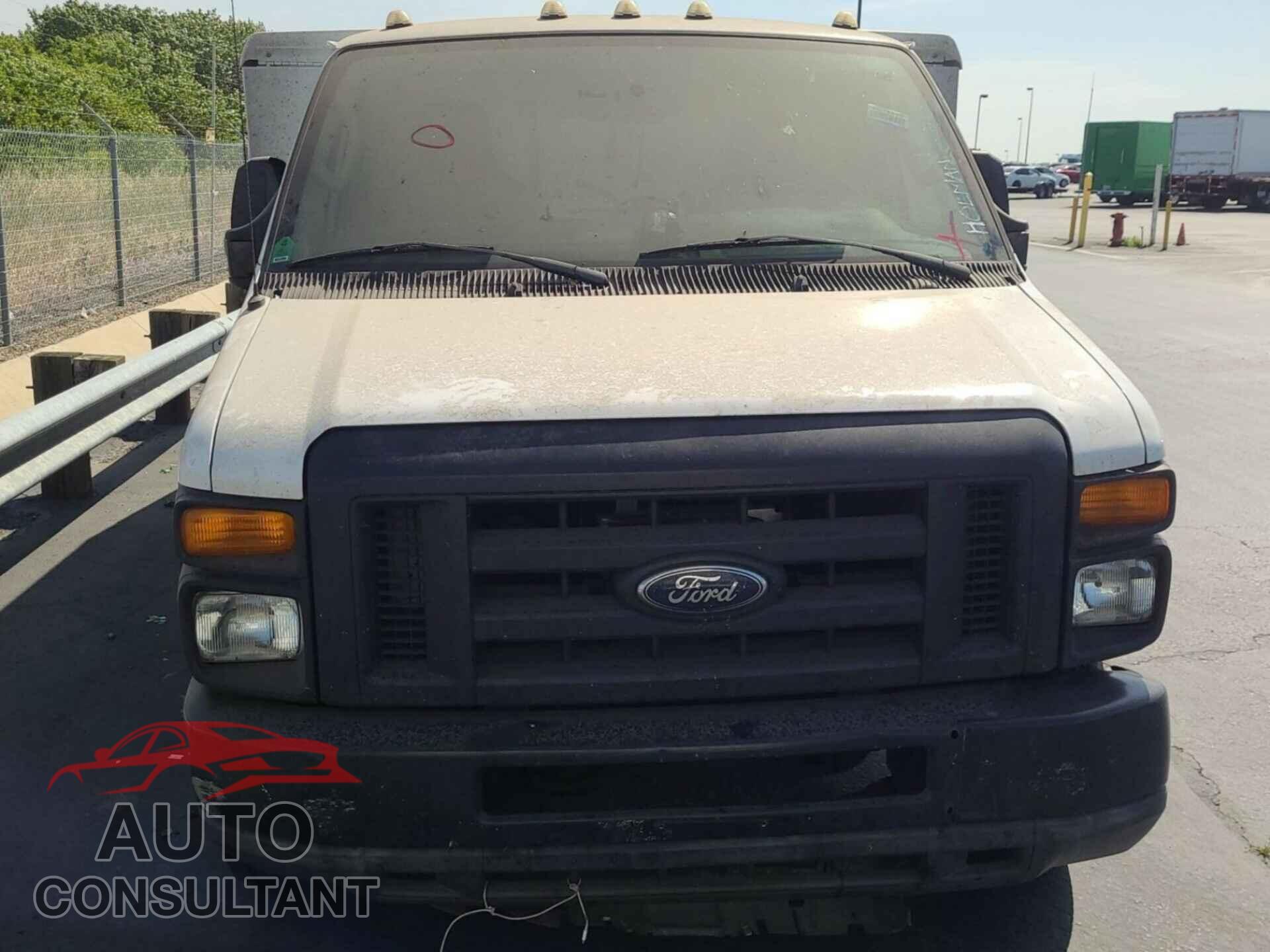 FORD E-450 CUTAWAY 2011 - 1FDXE4FLXBDA37380