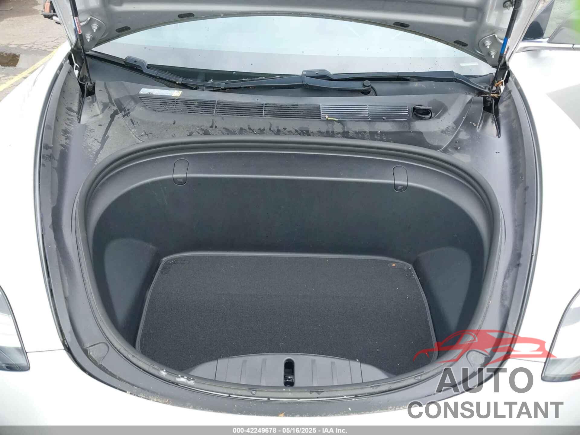 TESLA MODEL 3 2018 - 5YJ3E1EA6JF039278