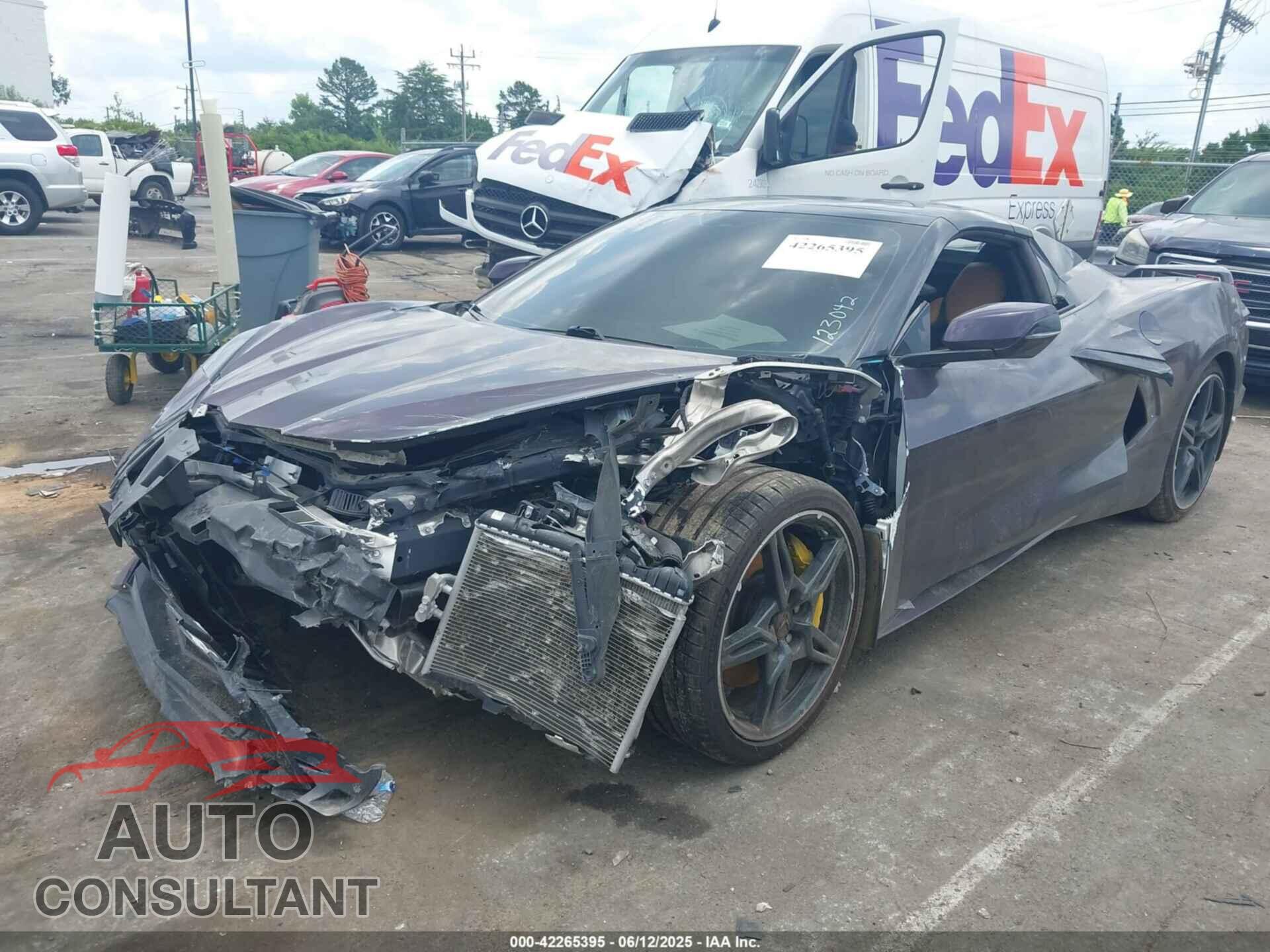 CHEVROLET CORVETTE STINGRAY 2021 - 1G1YB3D48M5123042