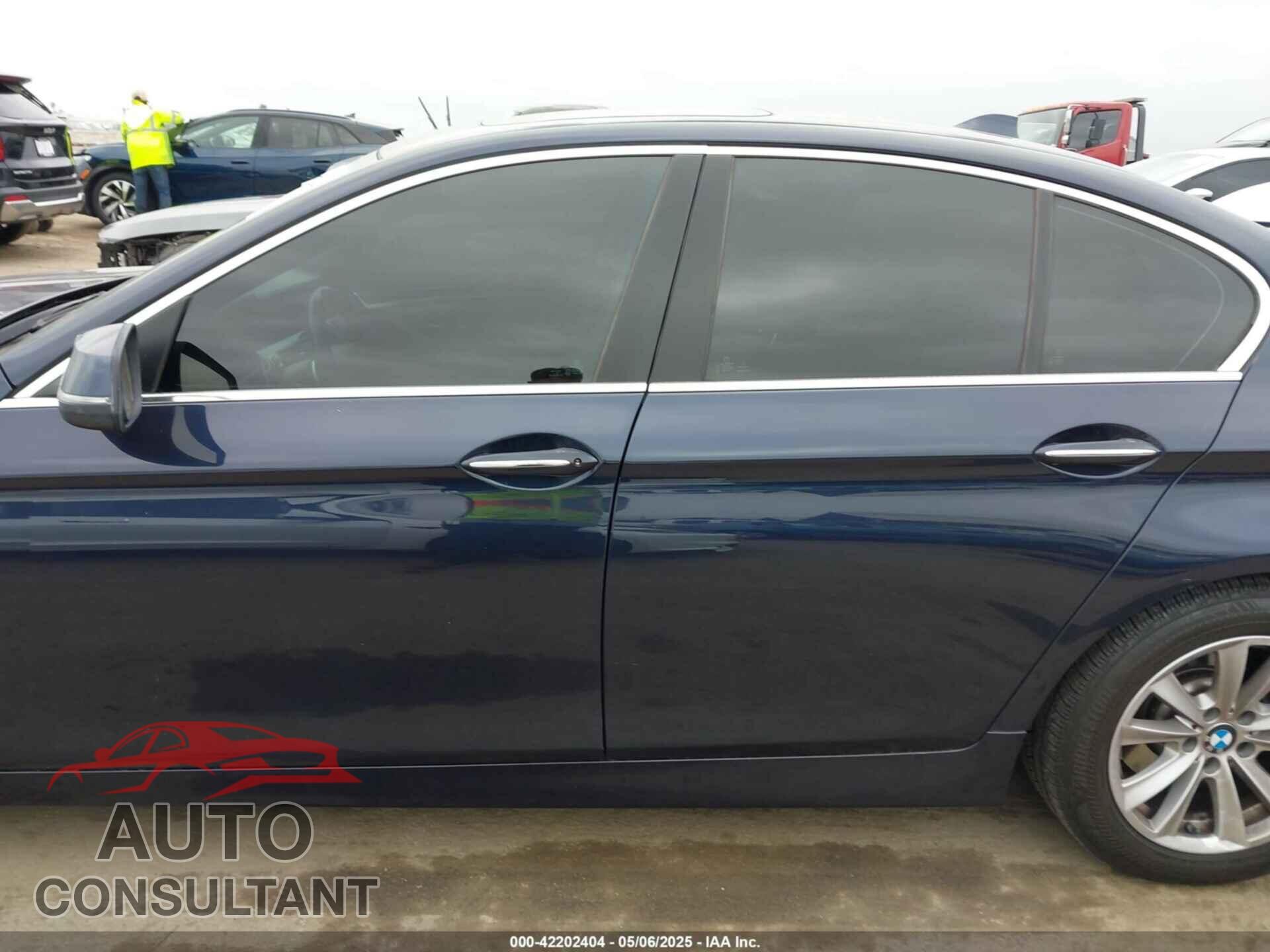BMW 528I 2016 - WBA5A5C52GG351644