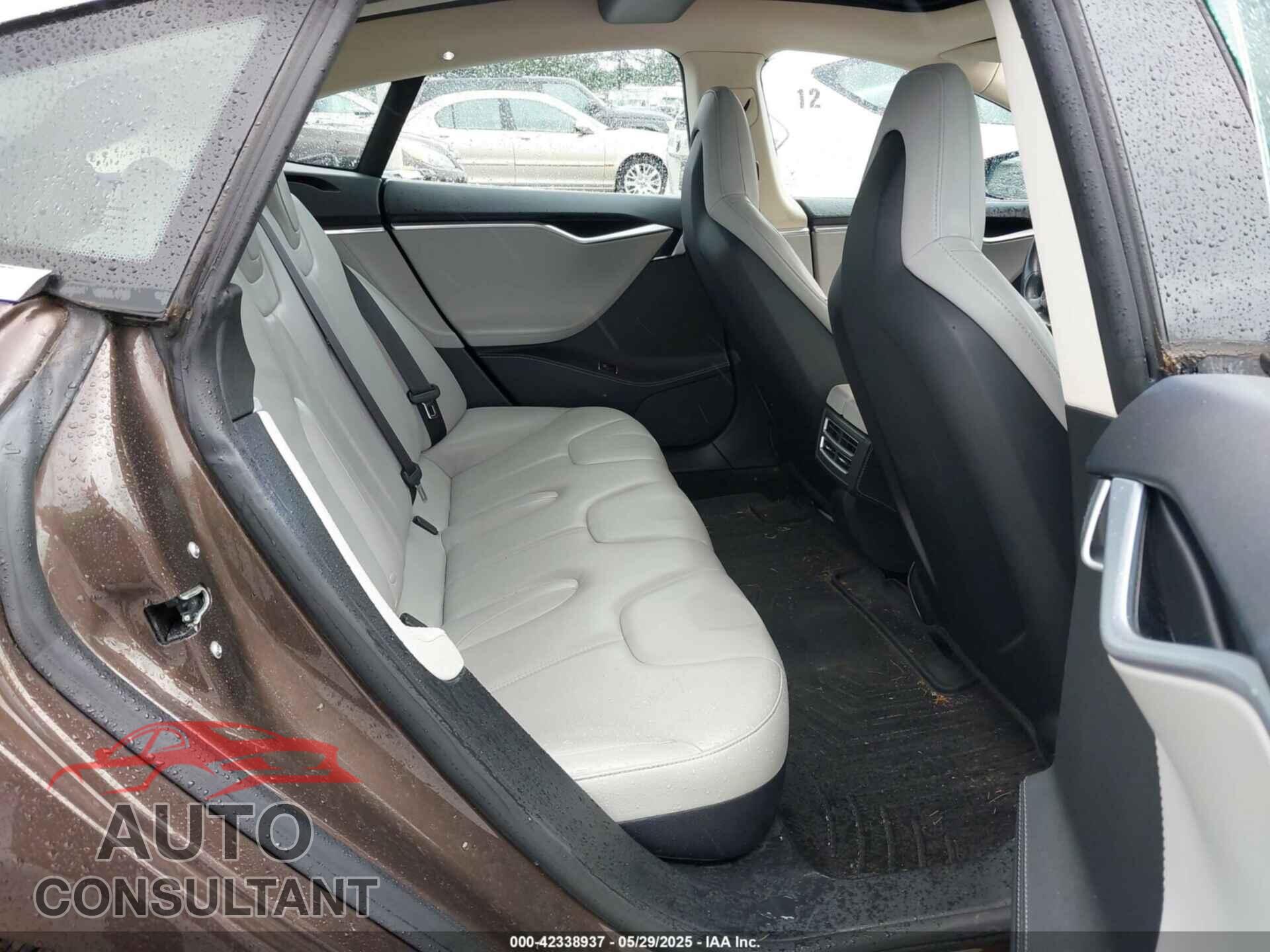 TESLA MODEL S 2014 - 5YJSA1H17EFP37388