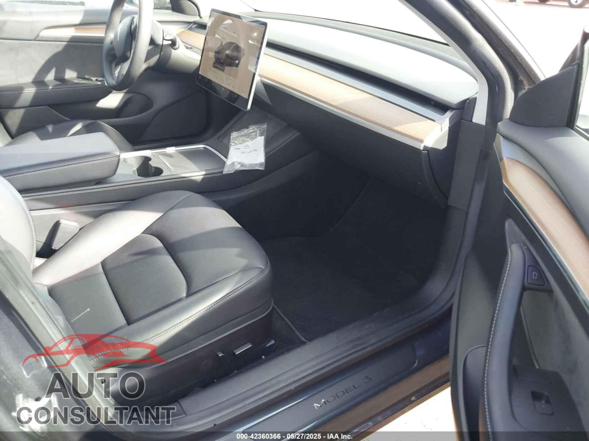 TESLA MODEL 3 2022 - 5YJ3E1EC0NF165739