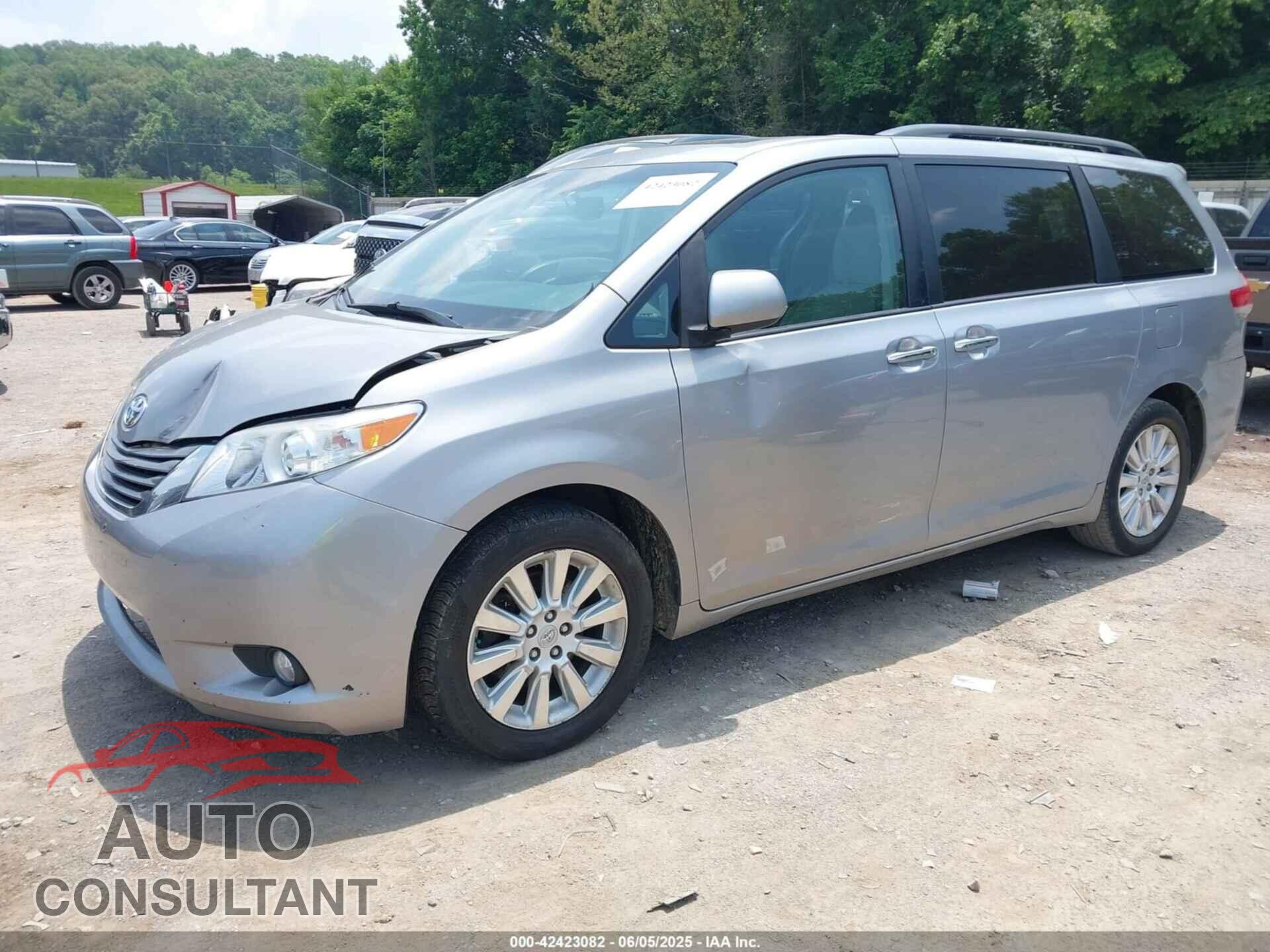 TOYOTA SIENNA 2012 - 5TDDK3DCXCS032053