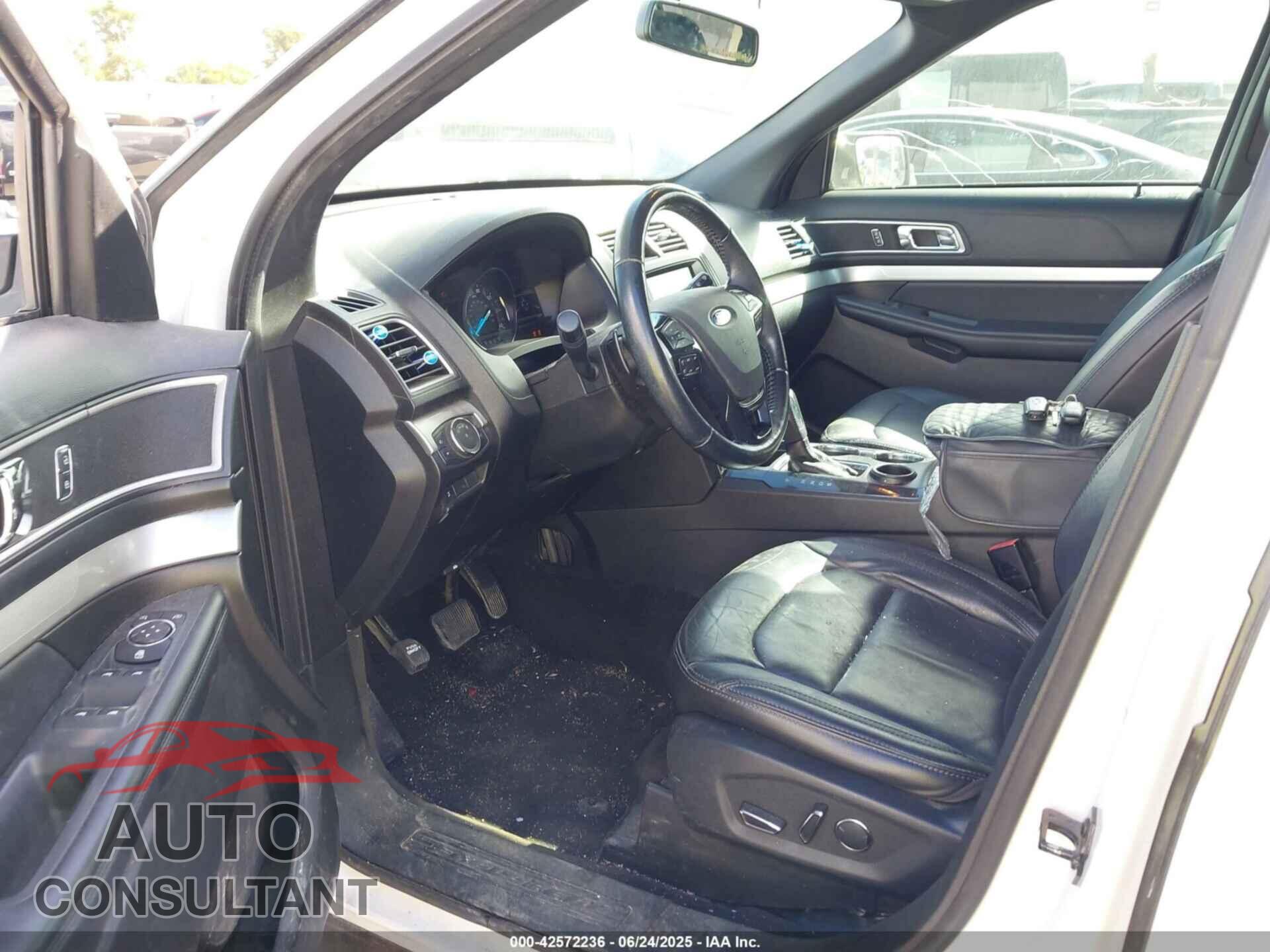 FORD EXPLORER 2017 - 1FM5K7D89HGD02703