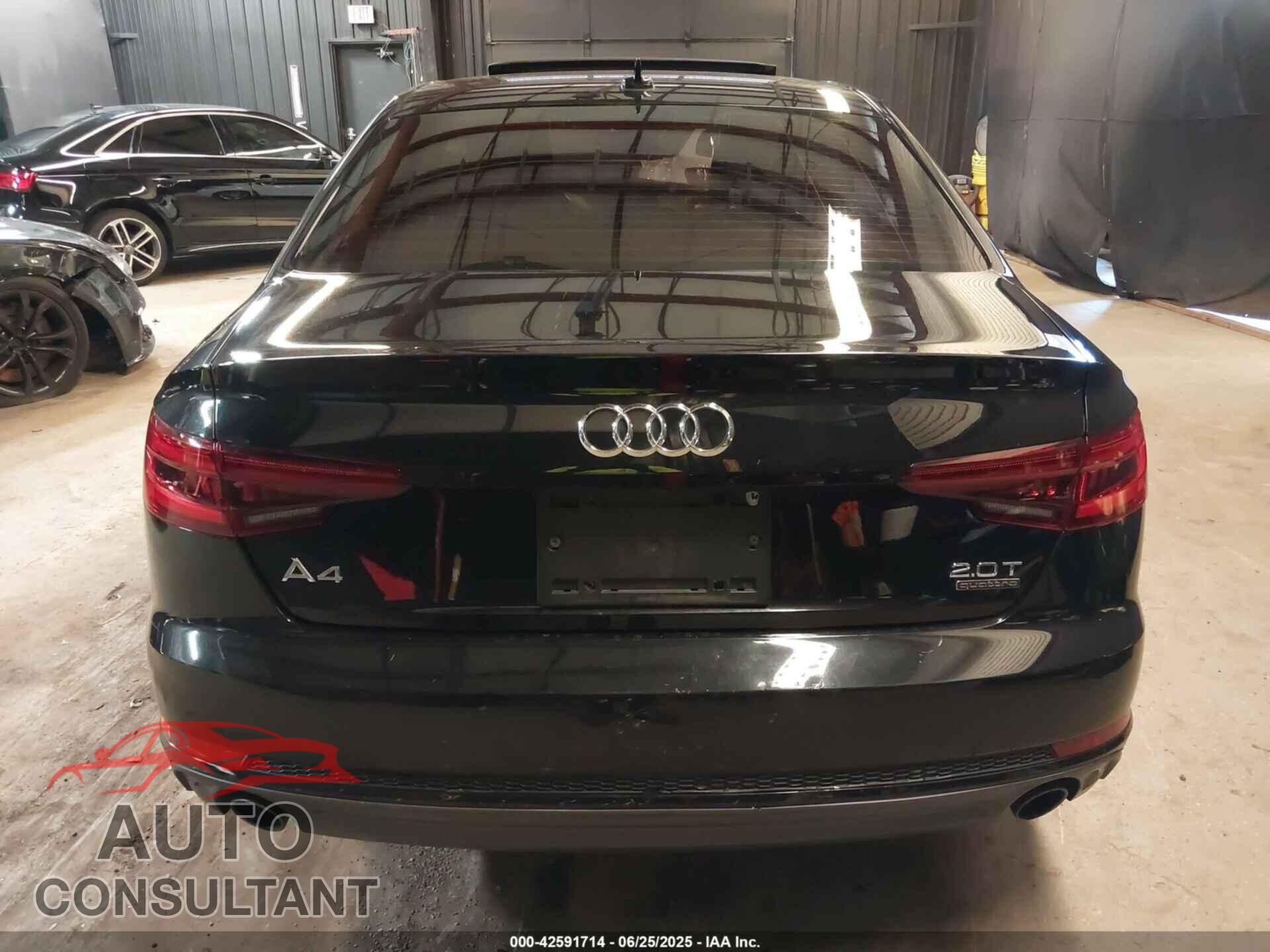 AUDI A4 2018 - WAUDNAF47JA092056
