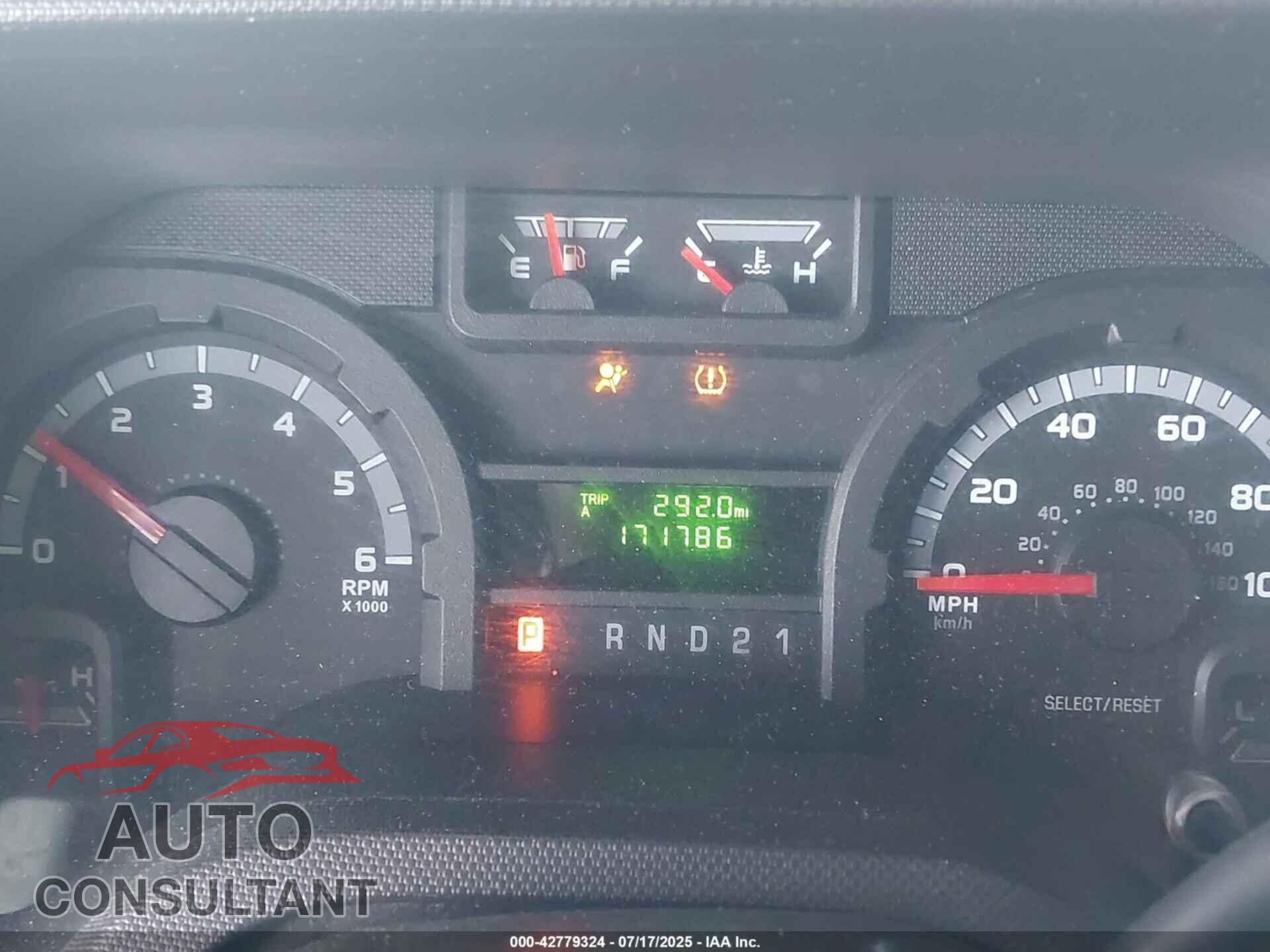 FORD E-350 SUPER DUTY 2010 - 1FTSS3EL7ADA06797