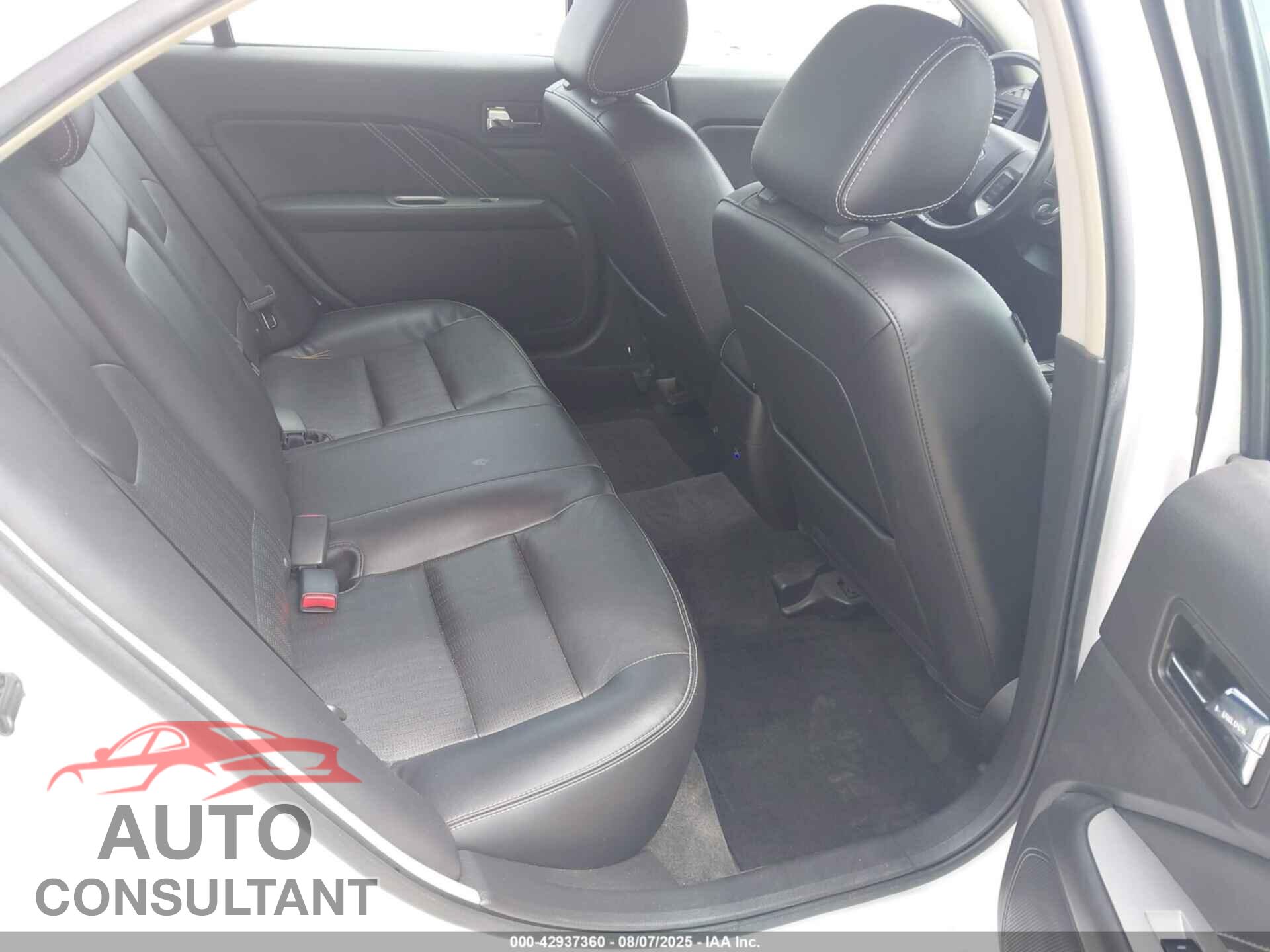 FORD FUSION 2011 - 3FAHP0DC2BR143270