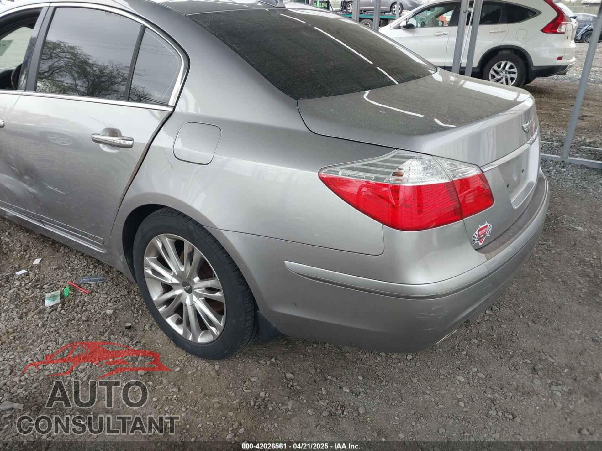 HYUNDAI GENESIS 2010 - KMHGC4DF6AU085914