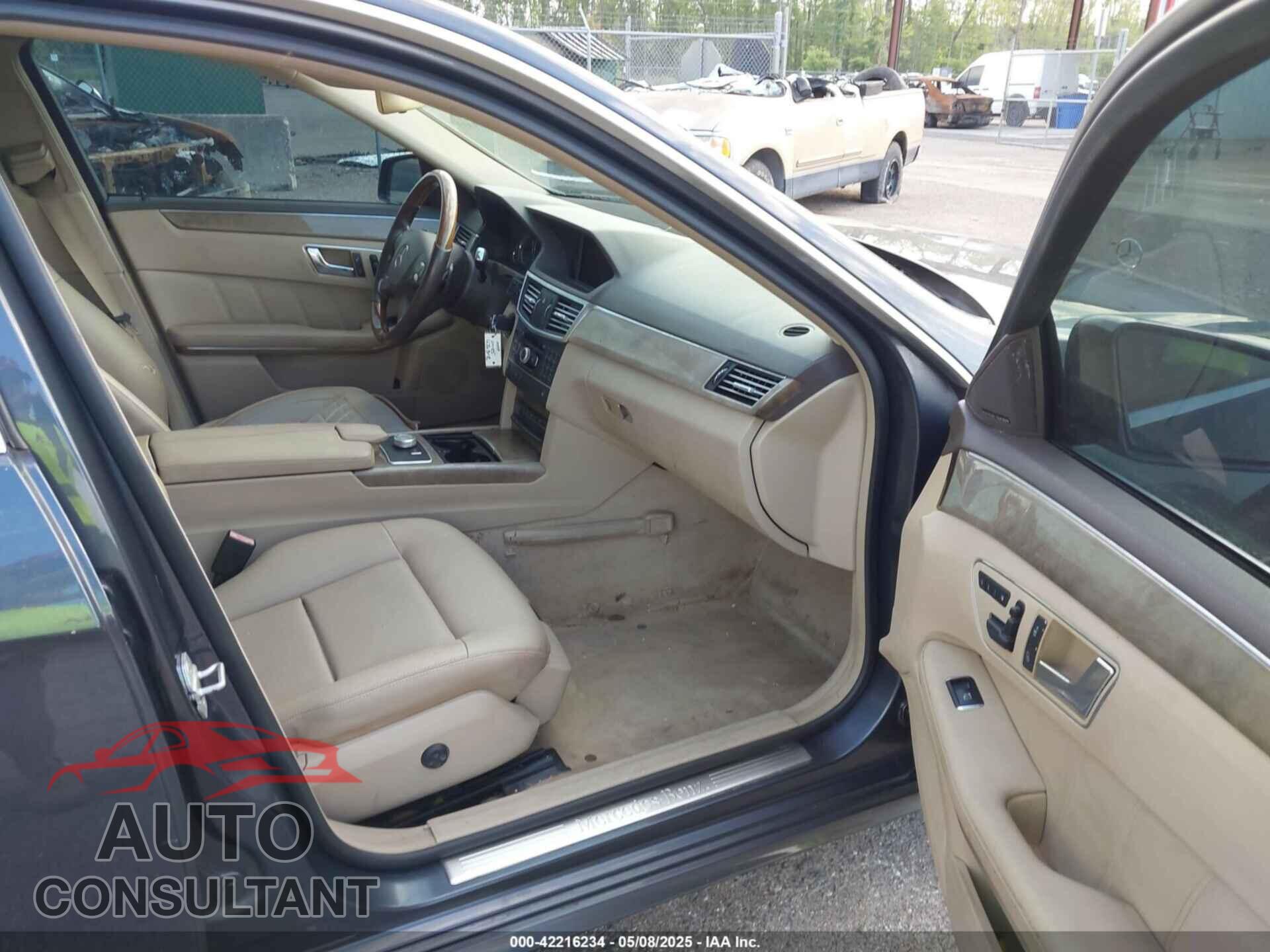 MERCEDES-BENZ E 350 2011 - WDDHF8HB9BA352146