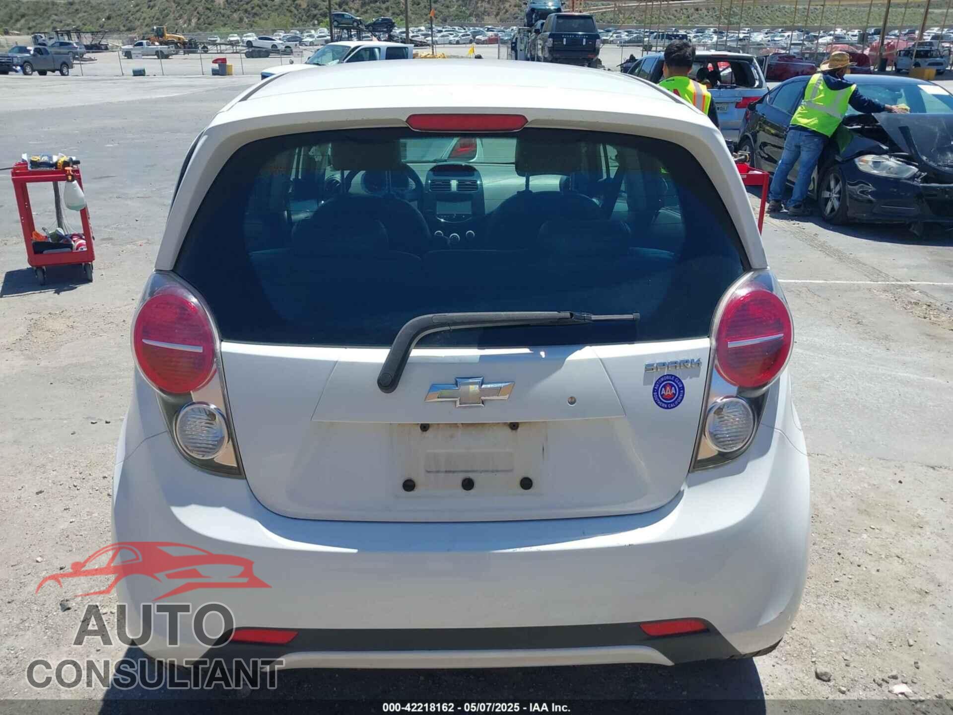 CHEVROLET SPARK 2015 - KL8CD6S96FC726042