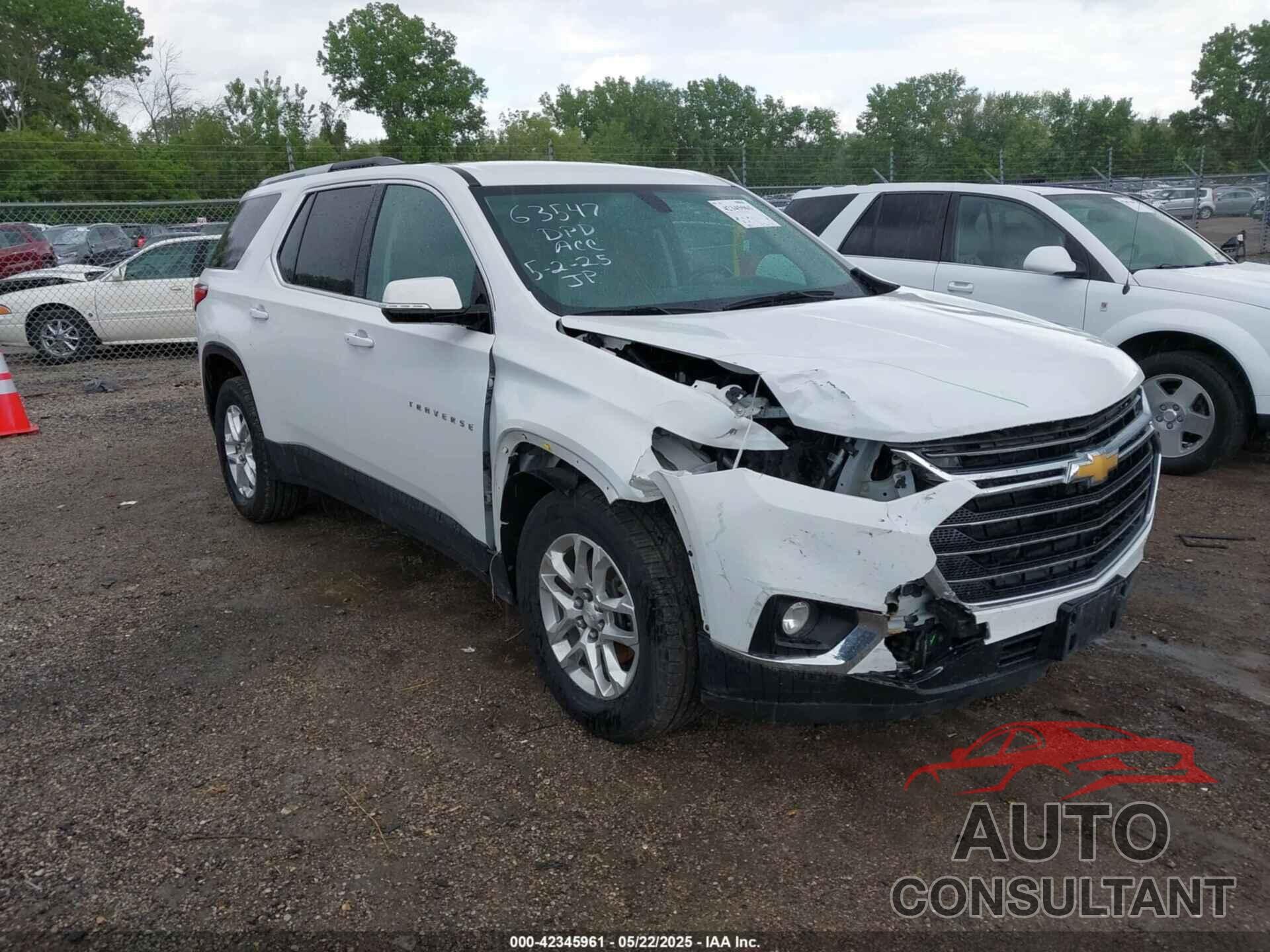 CHEVROLET TRAVERSE 2018 - 1GNEVGKW2JJ159509