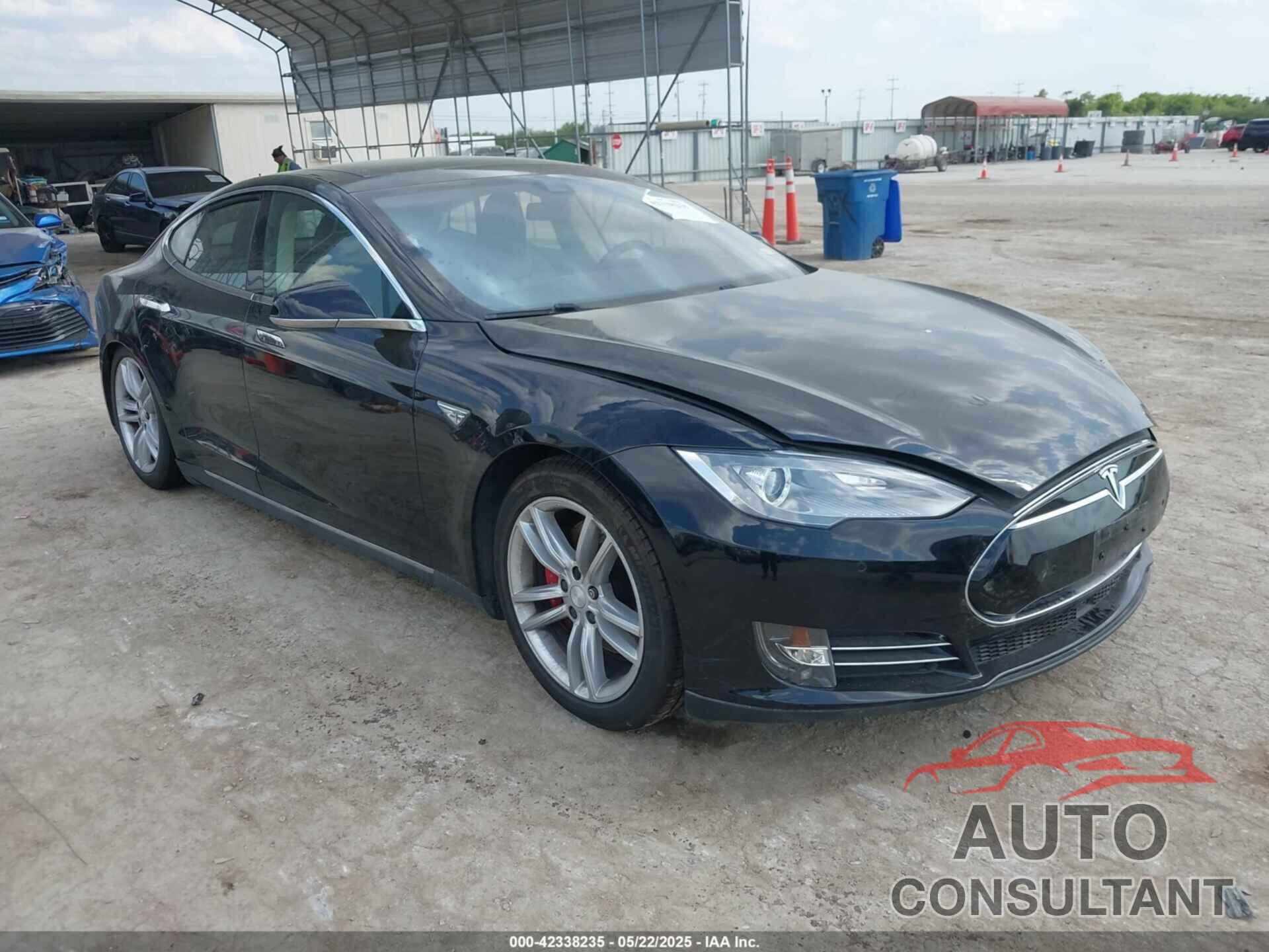 TESLA MODEL S 2015 - 5YJSA1H27FFP76315
