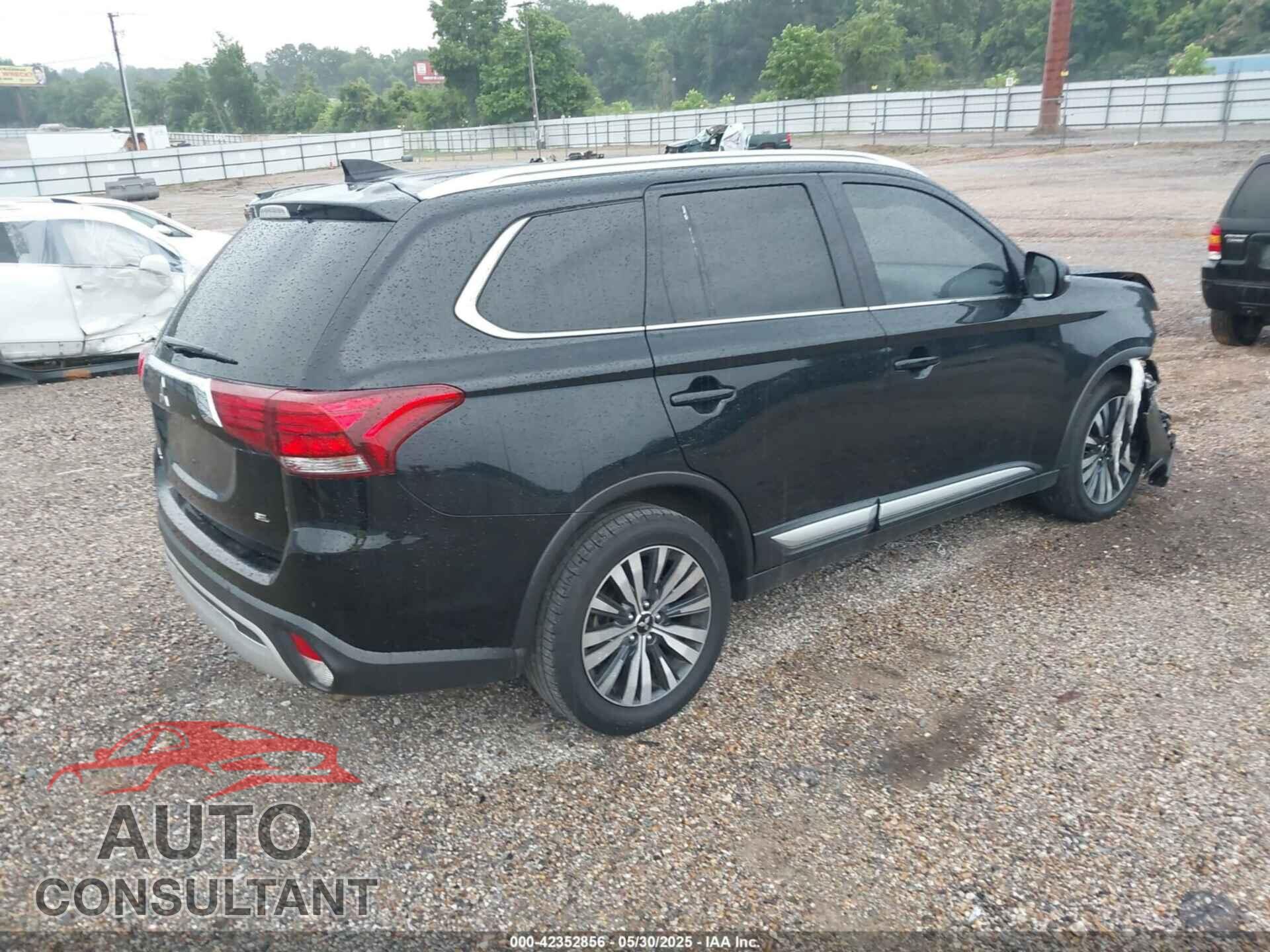 MITSUBISHI OUTLANDER 2020 - JA4AD3A3XLZ030748