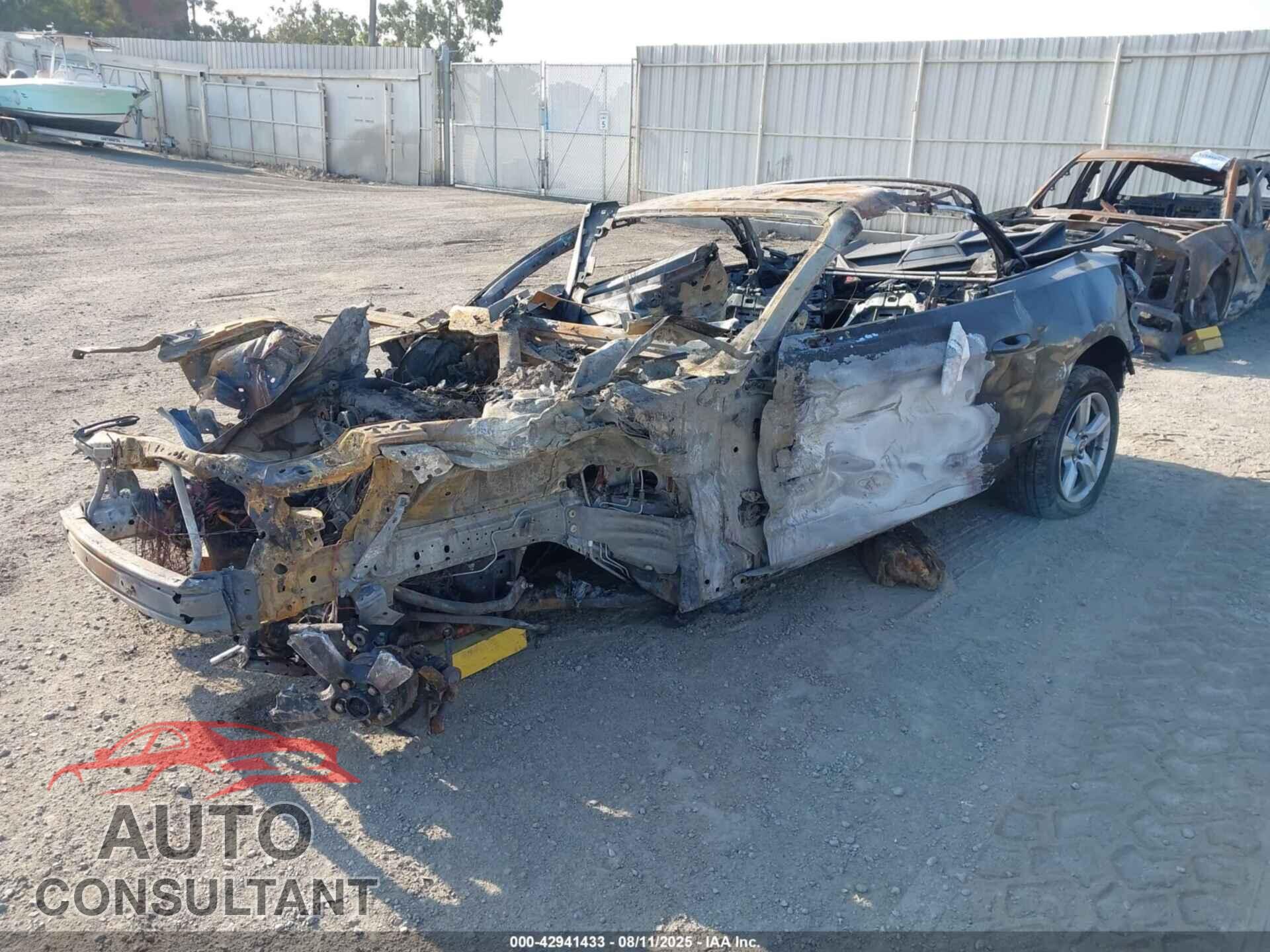 FORD MUSTANG 2019 - 1FATP8UH2K5186109