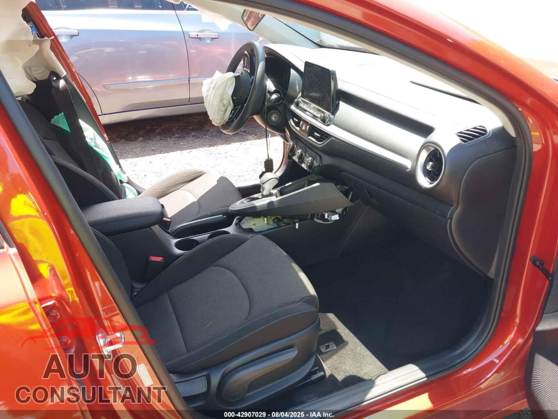 KIA FORTE 2023 - 3KPF24AD6PE507130