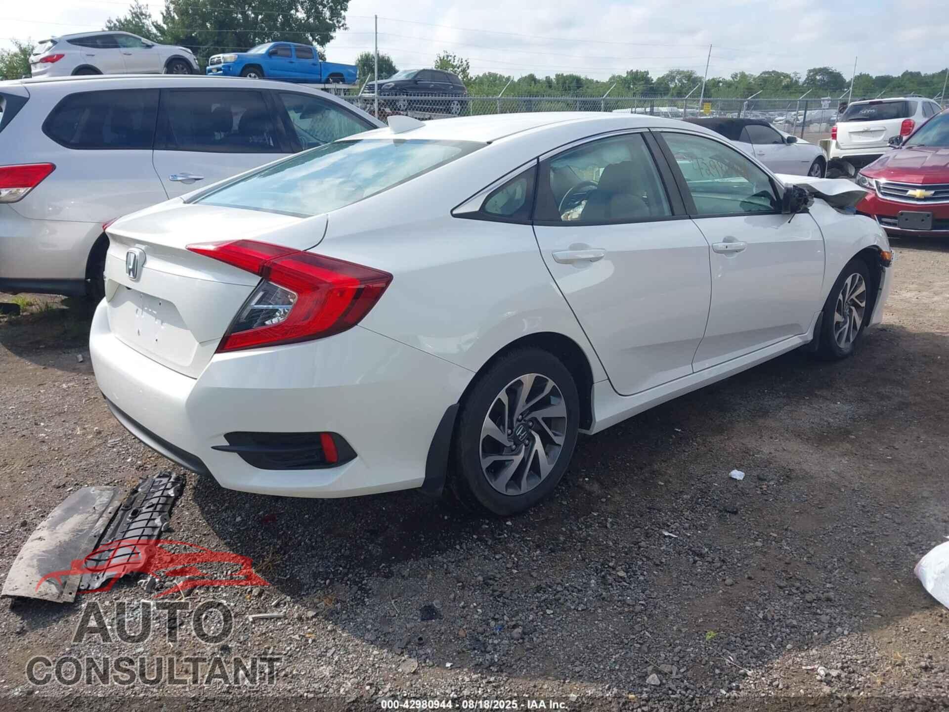 HONDA CIVIC 2018 - 19XFC2F74JE005485
