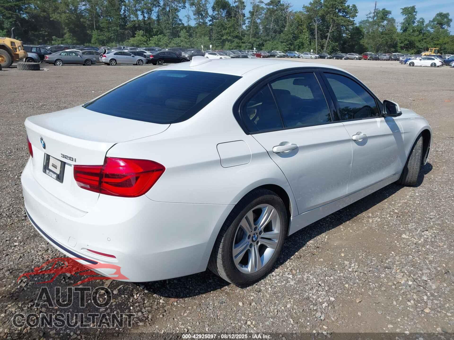 BMW 328I 2016 - WBA8E9G52GNU28706