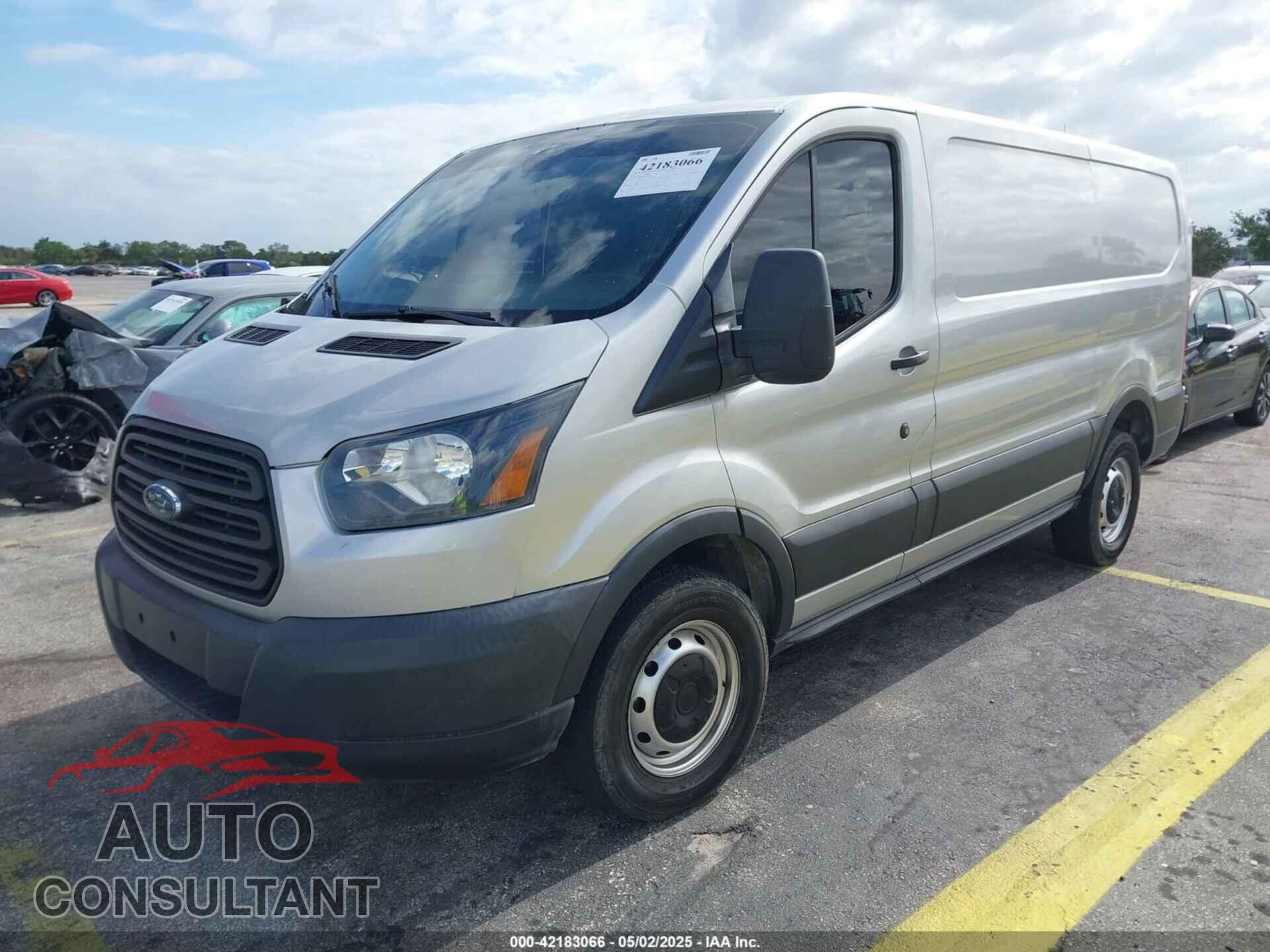 FORD TRANSIT-250 2017 - 1FTYR1ZG1HKA17596