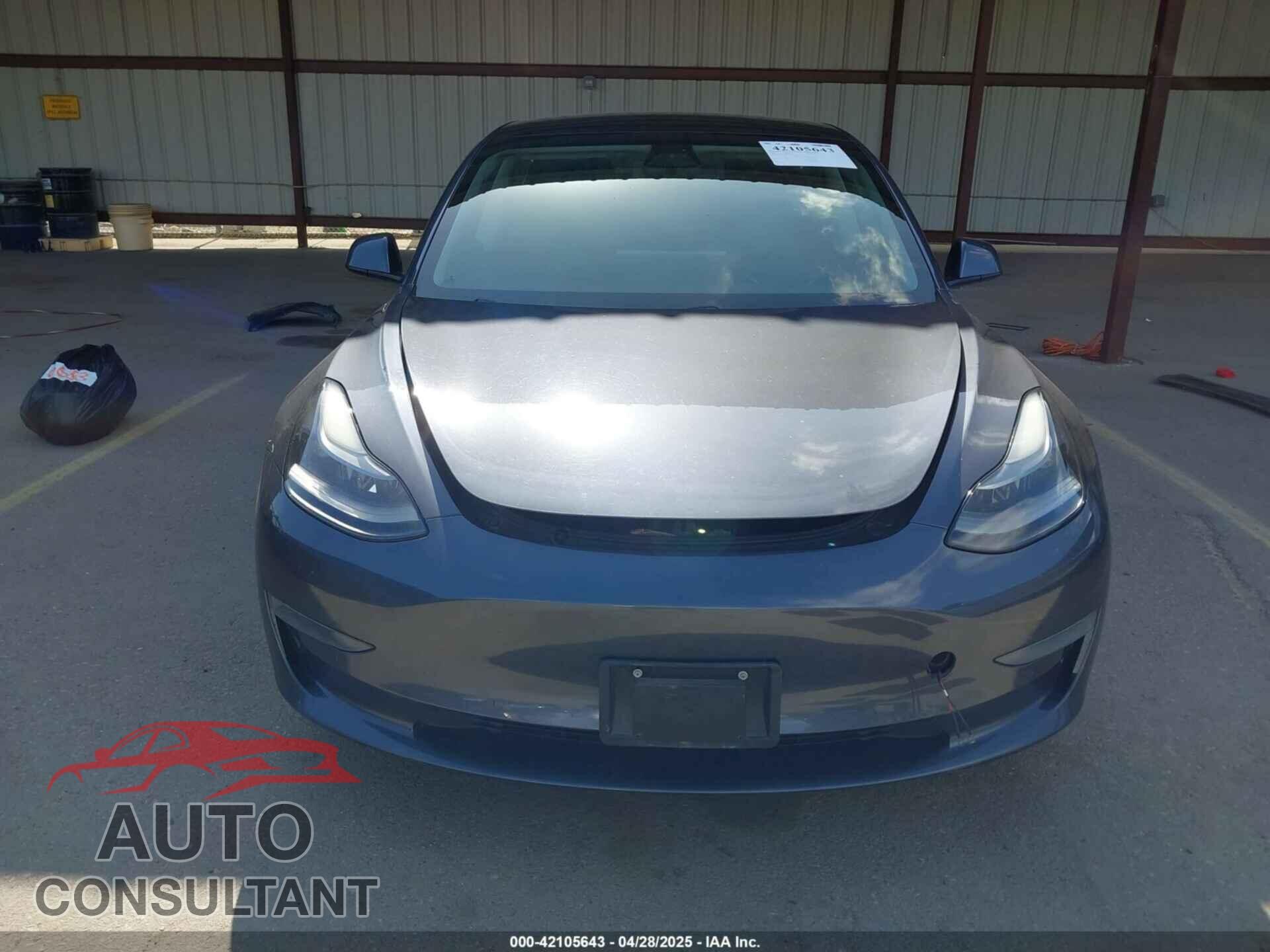 TESLA MODEL 3 2021 - 5YJ3E1EA3MF877790