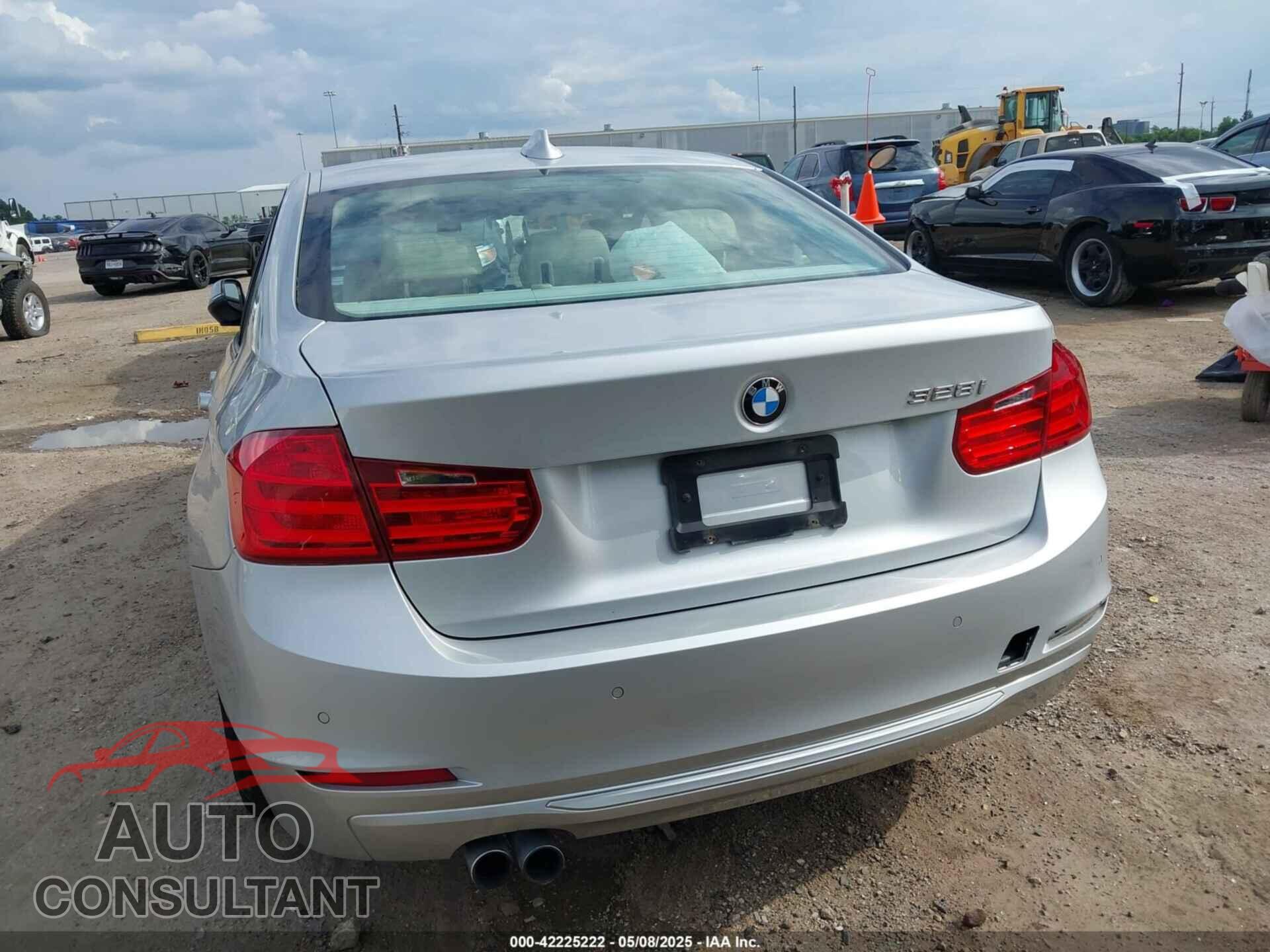 BMW 328I 2012 - WBA3A5C5XCF256465