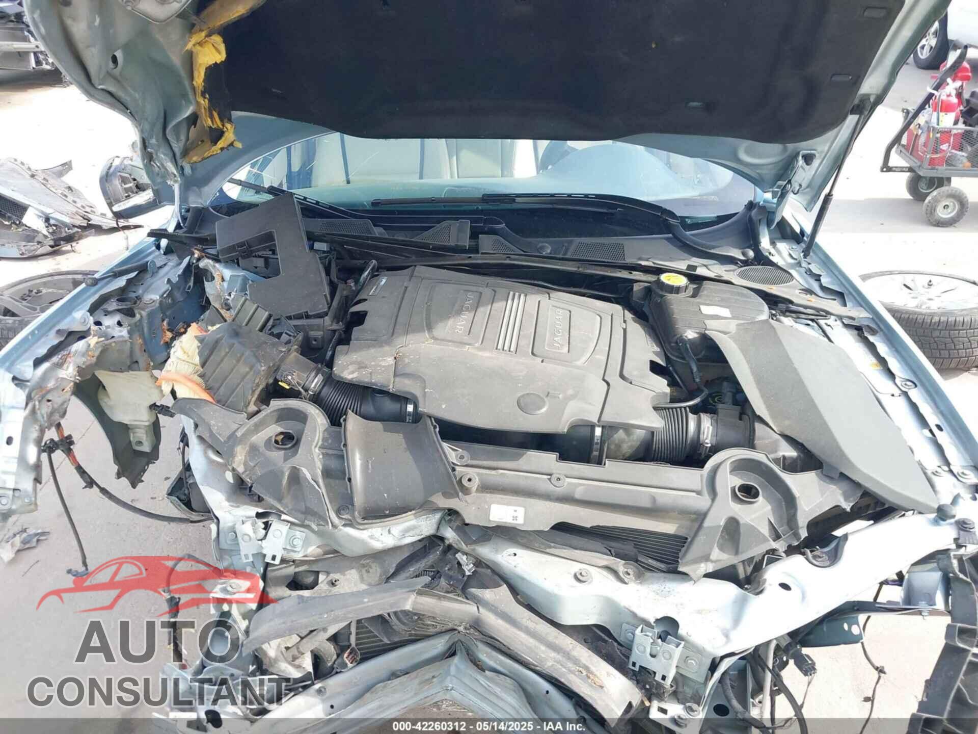 JAGUAR XF 2013 - SAJWA0E77D8S73572