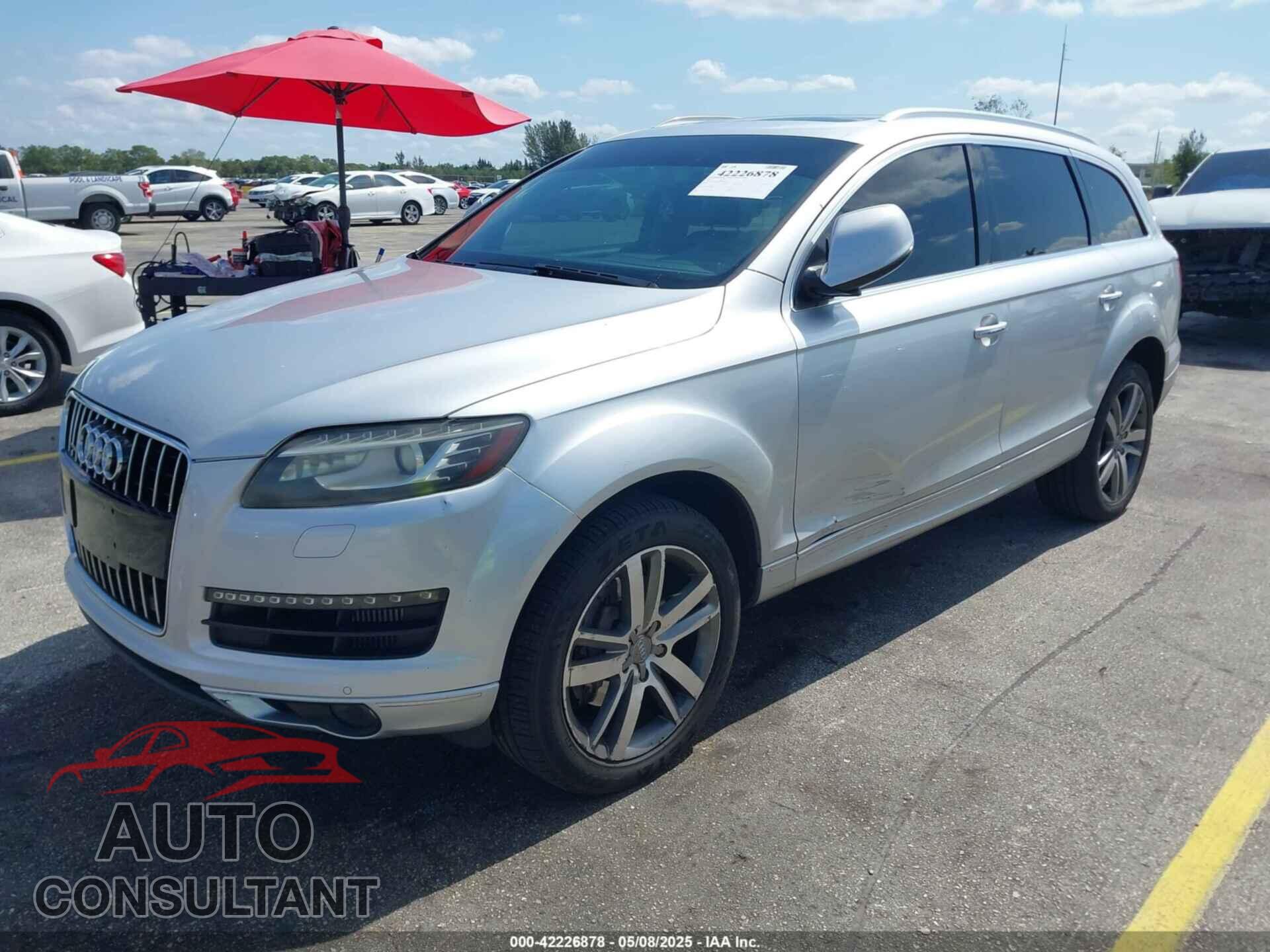 AUDI Q7 2011 - WA1LMAFE4BD007761