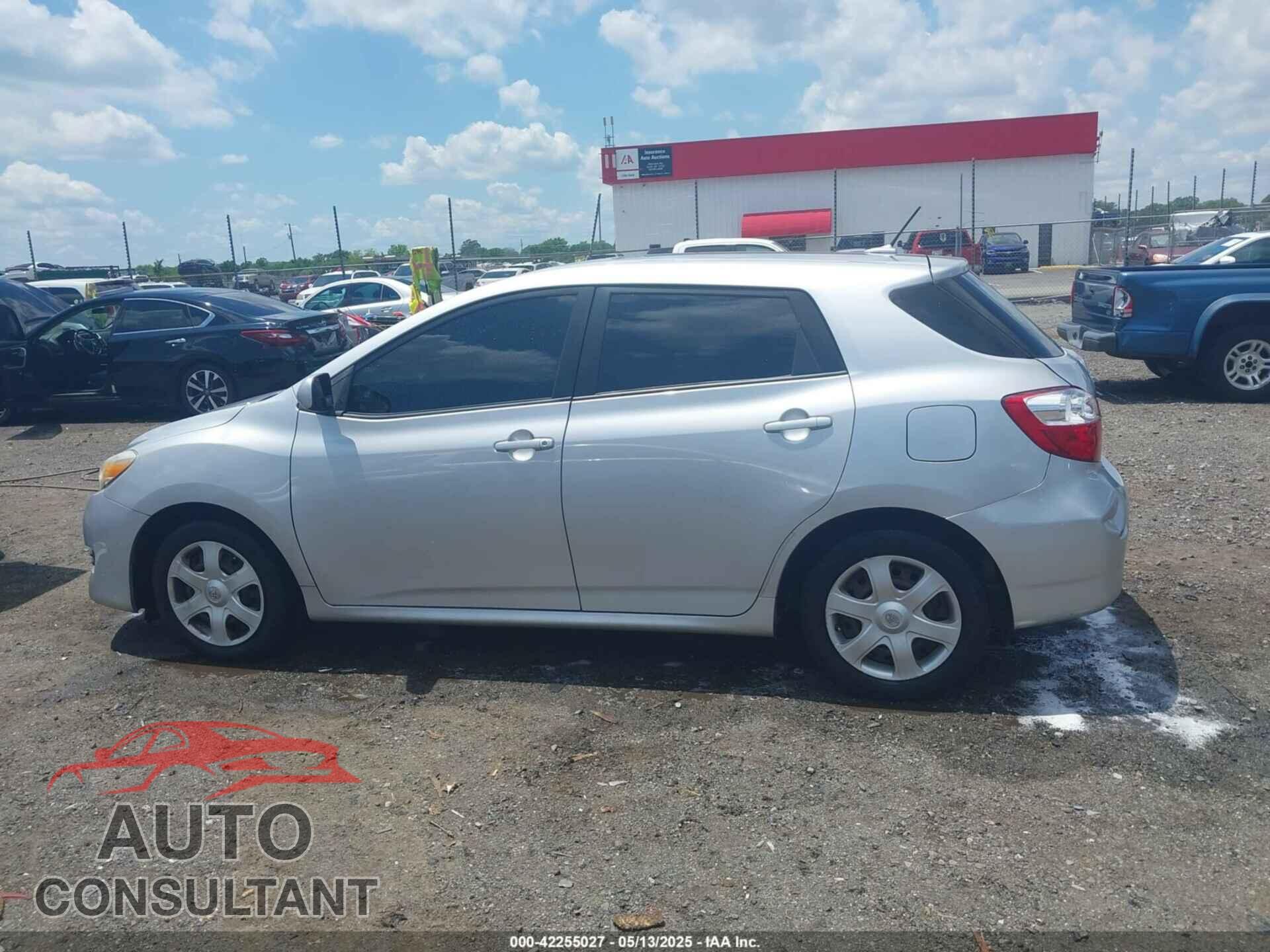 TOYOTA MATRIX 2009 - 2T1KU40E893100754